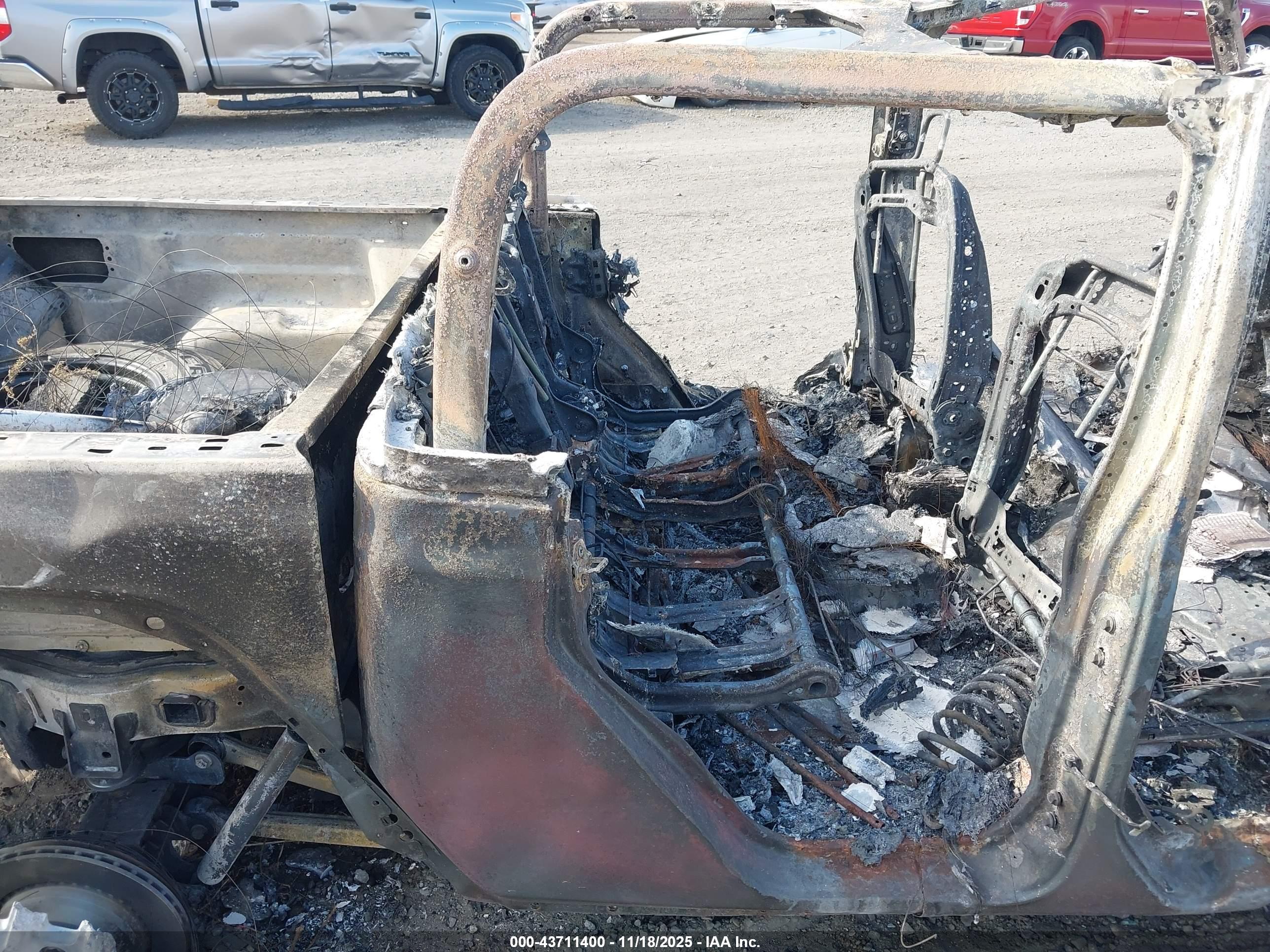 JEEP GLADIATOR image 8