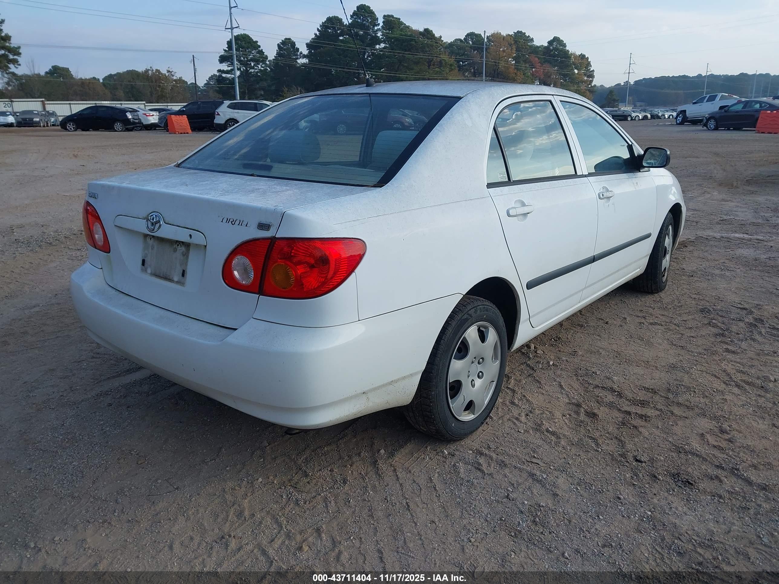 TOYOTA COROLLA image 4