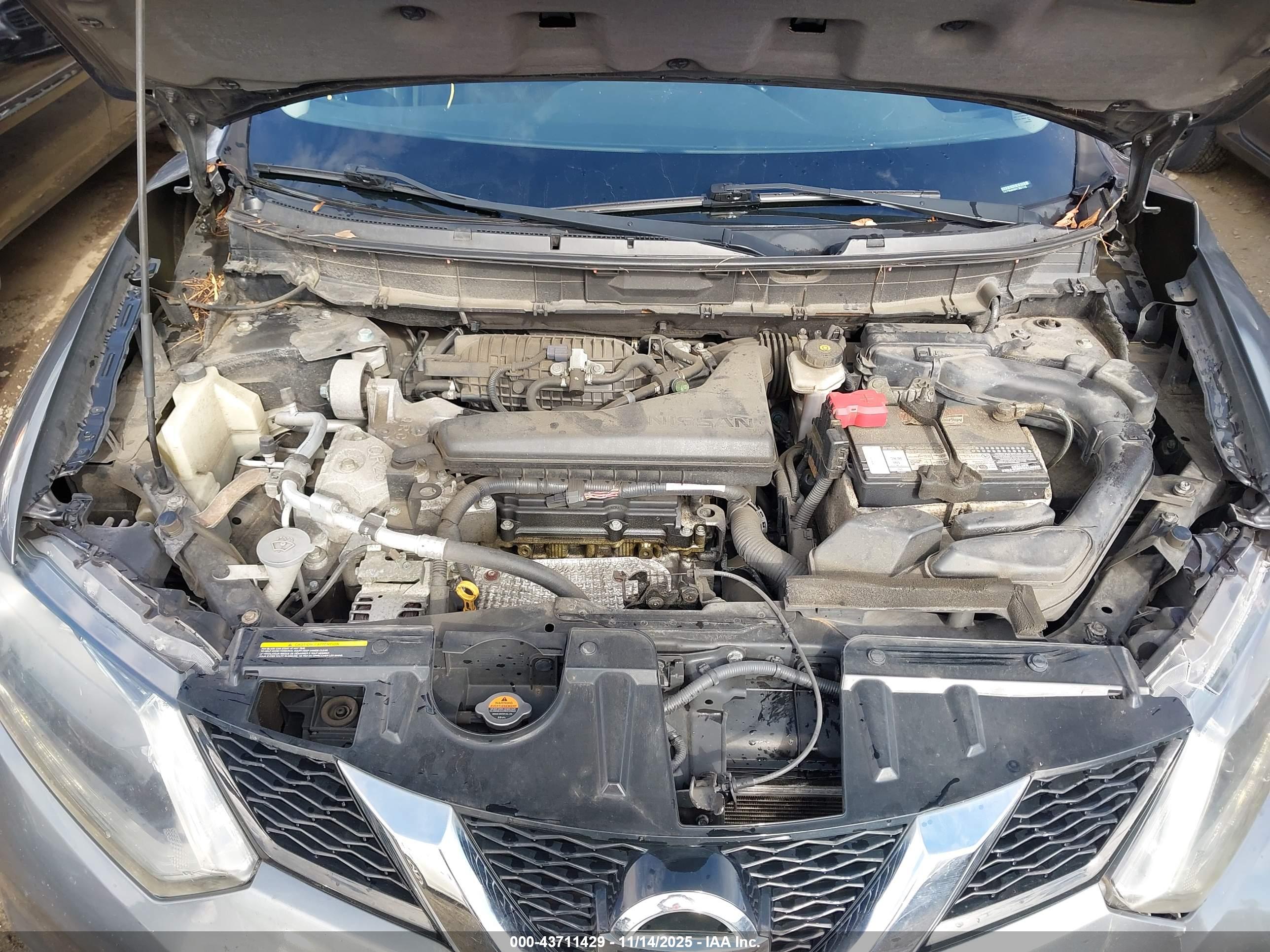NISSAN ROGUE image 10