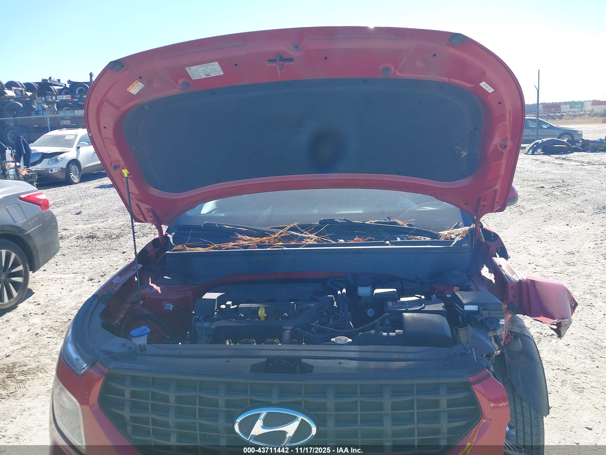 HYUNDAI VENUE image 10