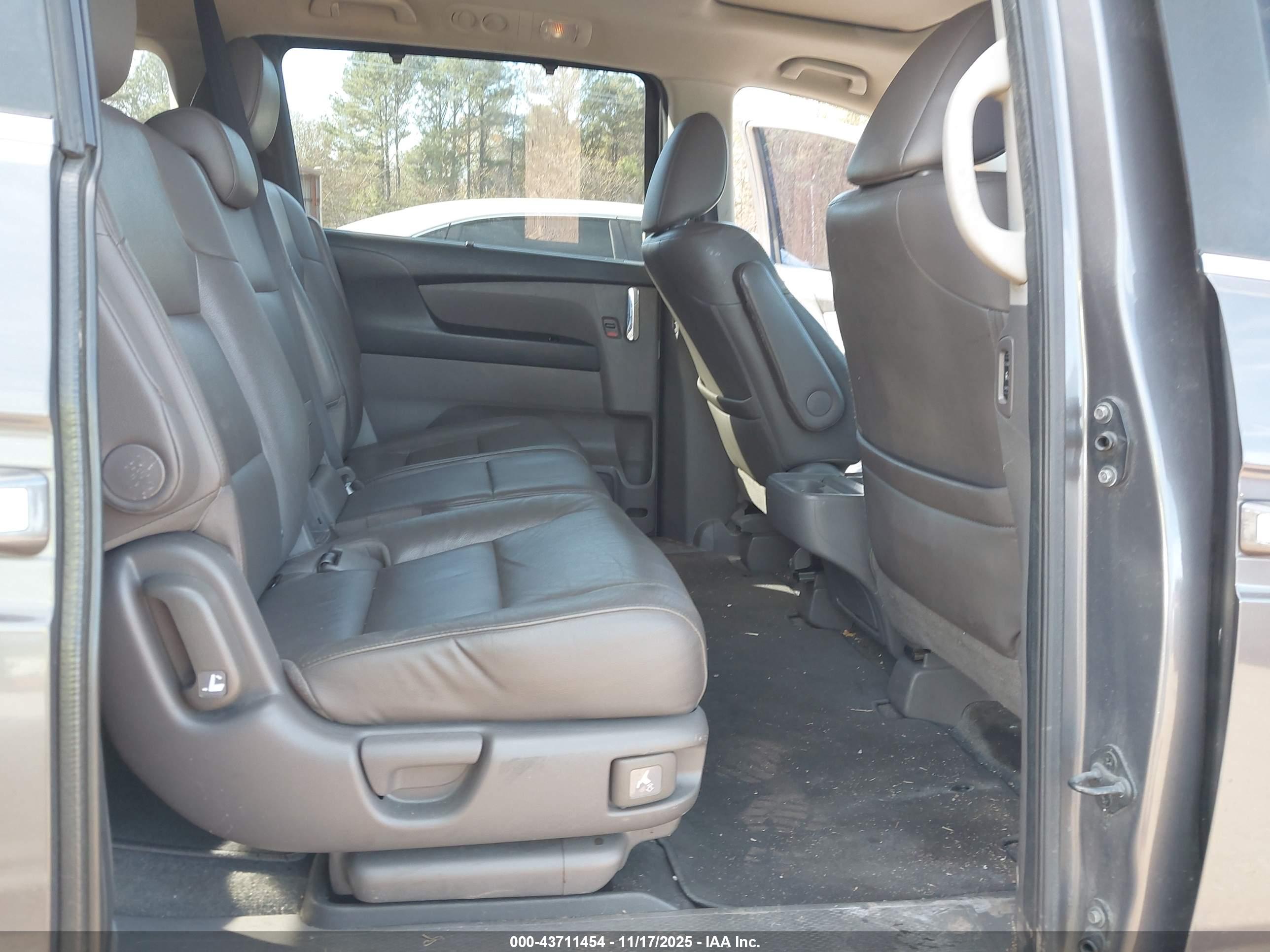 HONDA ODYSSEY image 8
