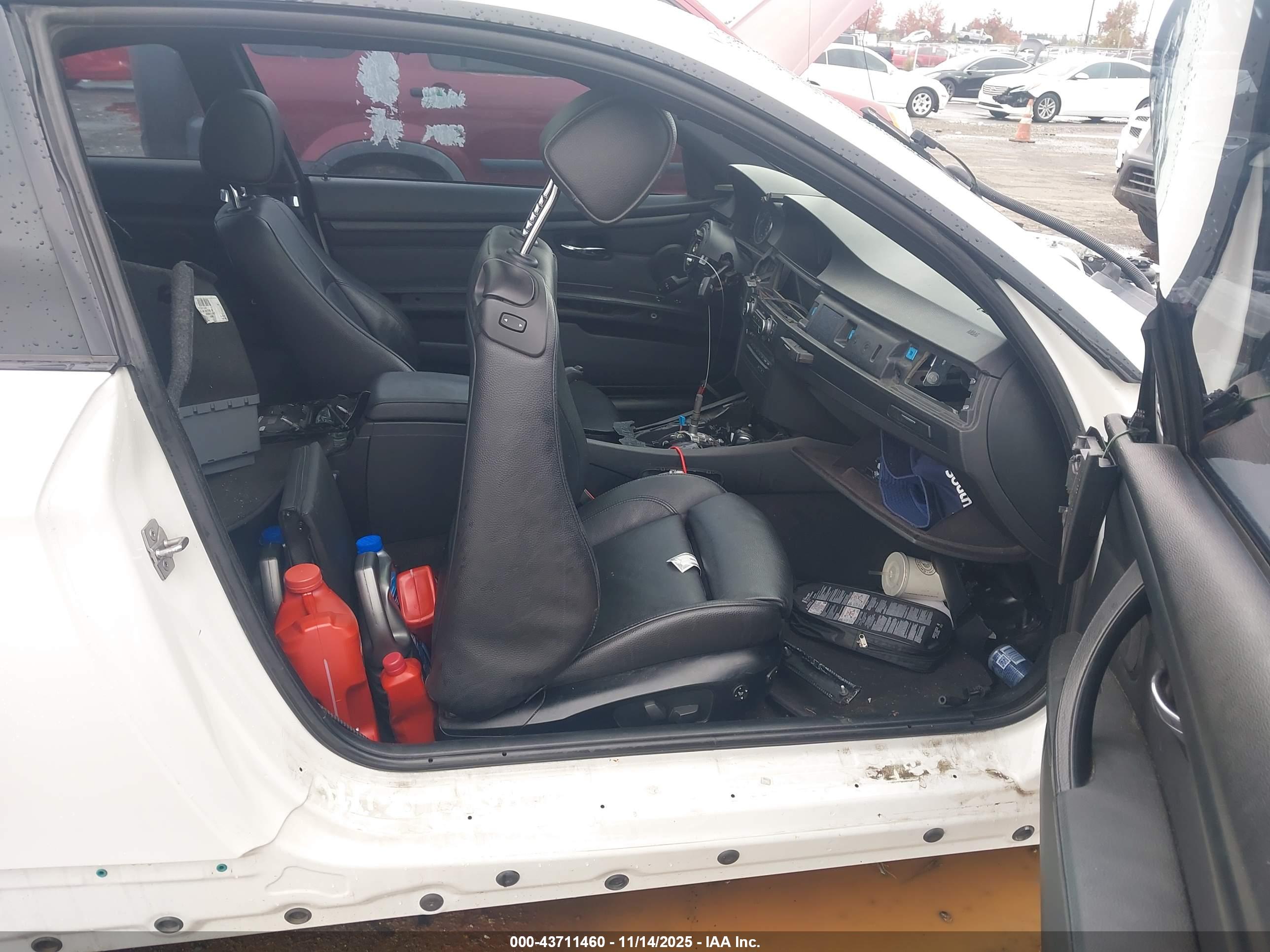 BMW 335I image 5