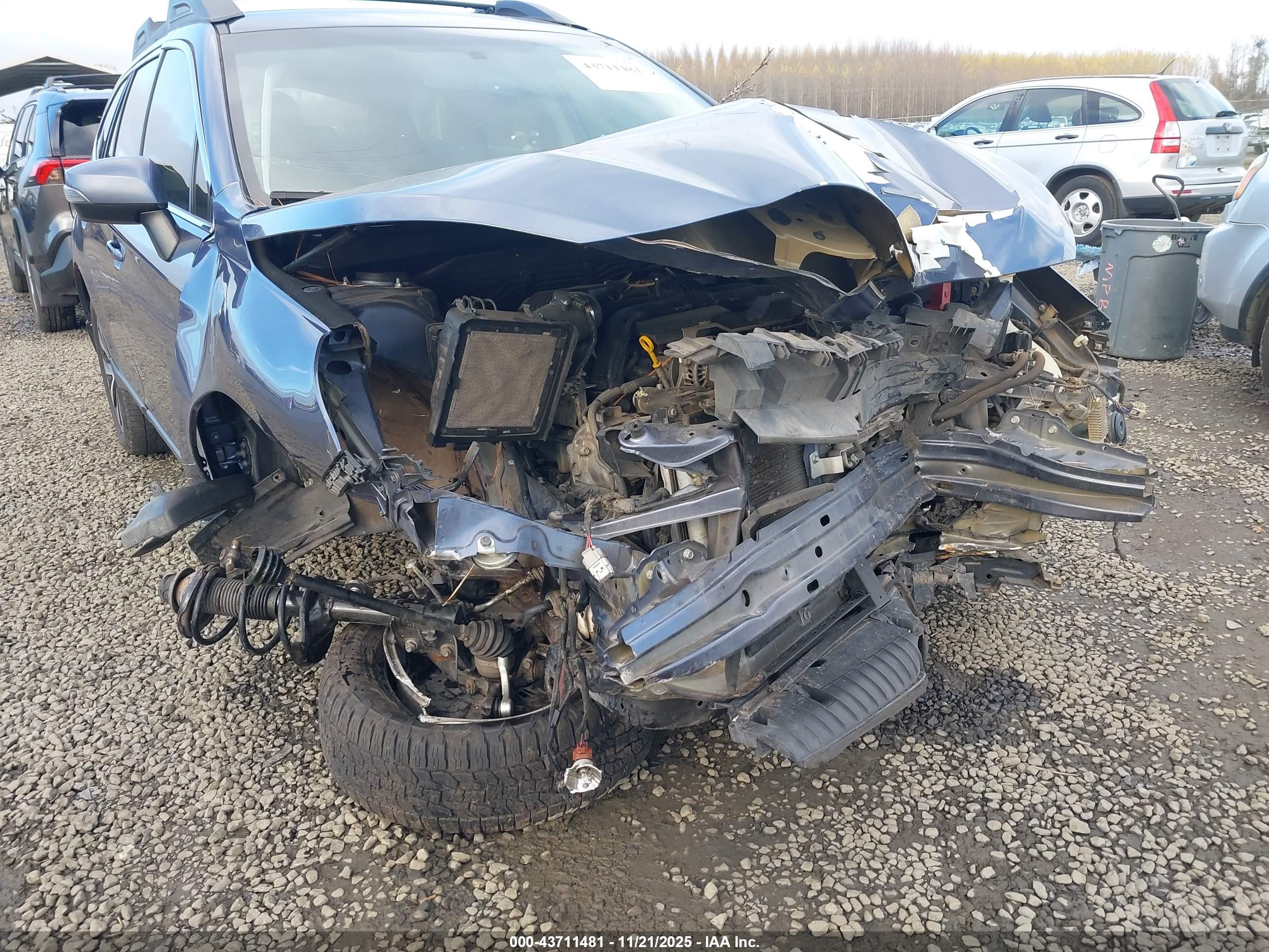 SUBARU OUTBACK image 6