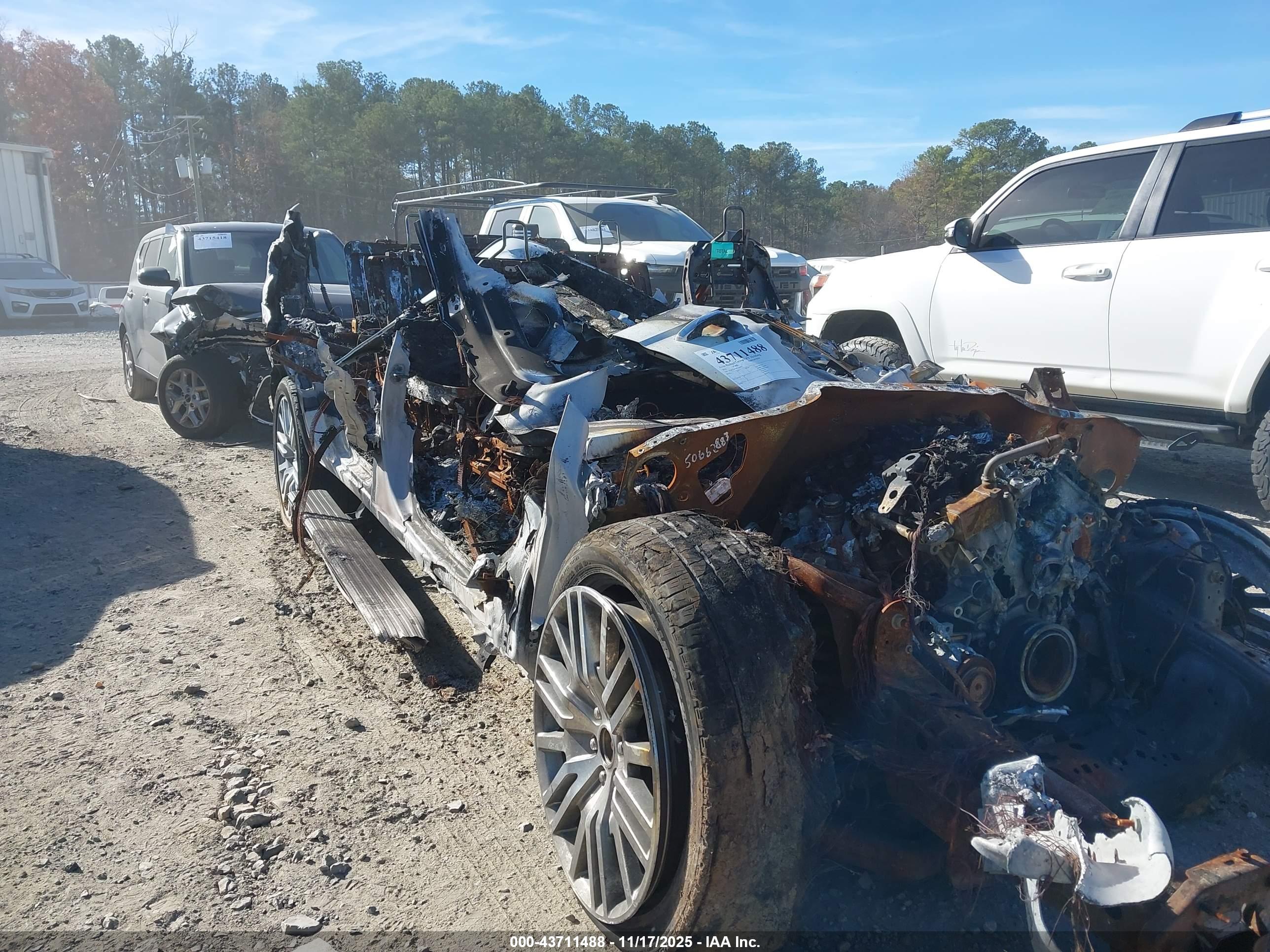FORD EXPEDITION image 6