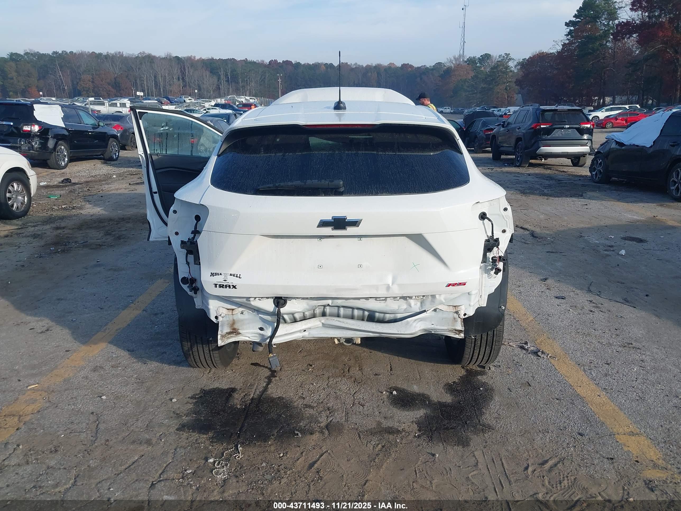 CHEVROLET TRAX image 6