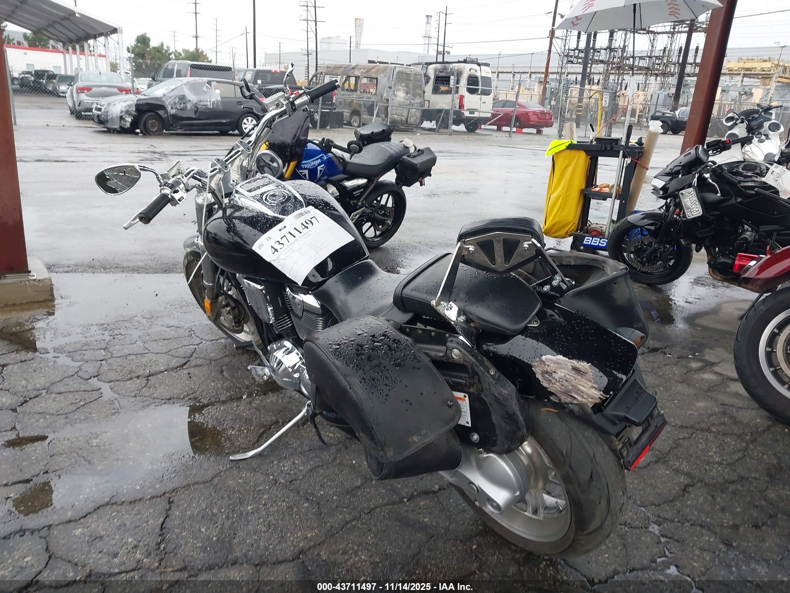 HONDA VTX1800 image 3