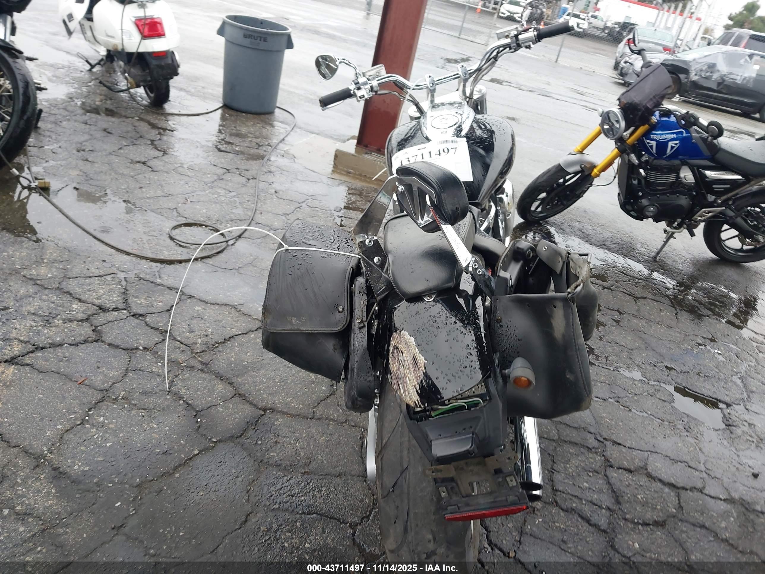 HONDA VTX1800 image 6