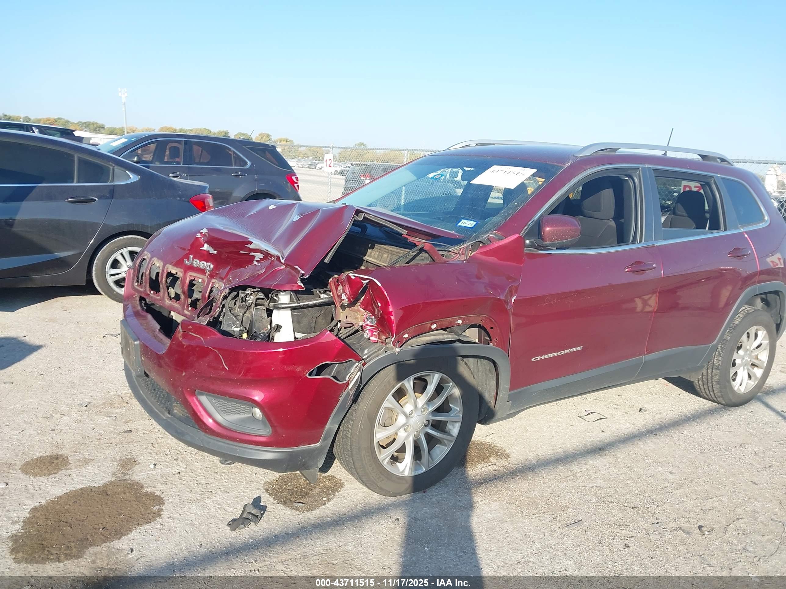 JEEP CHEROKEE image 6