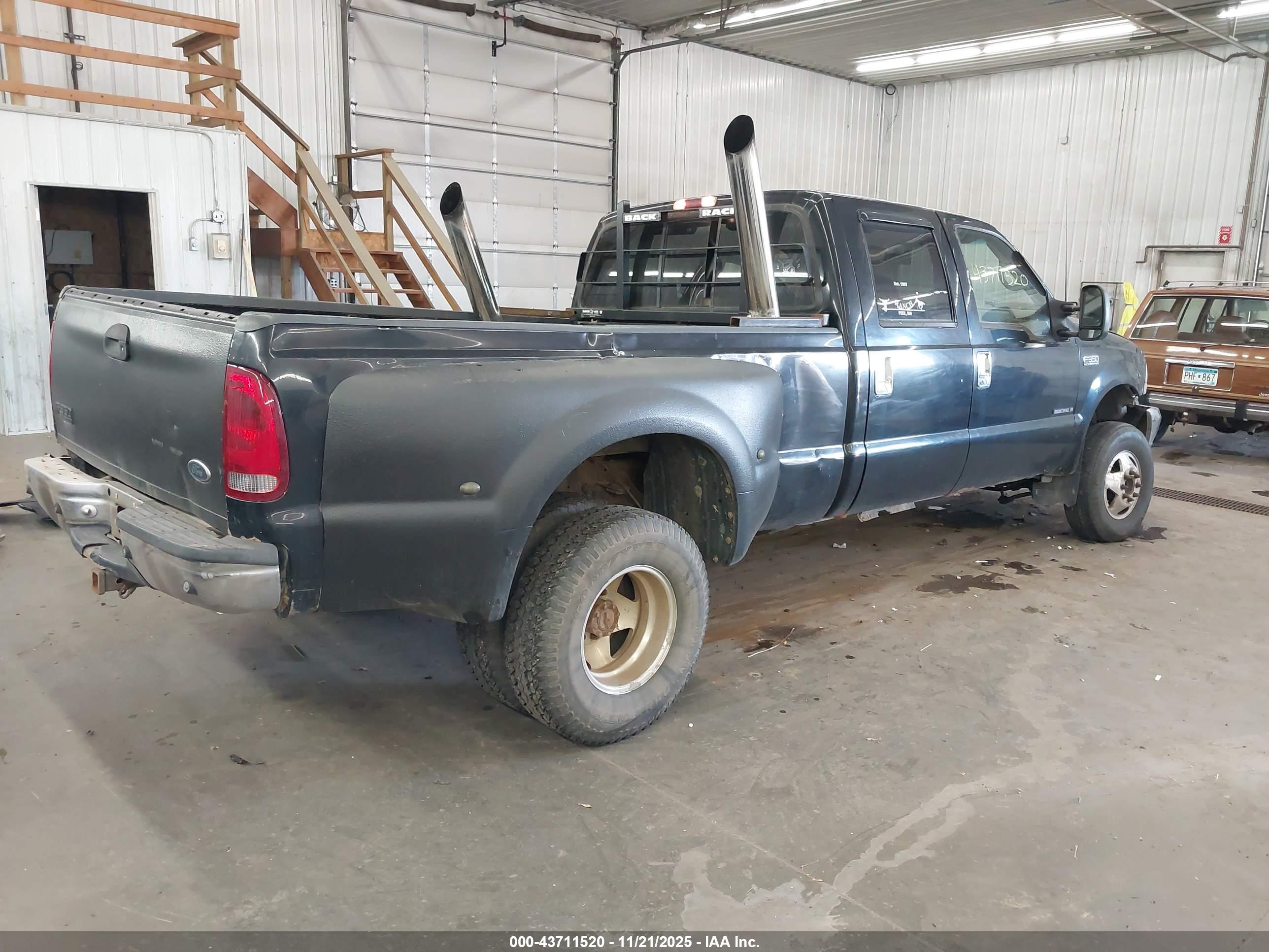 FORD F-350 image 4