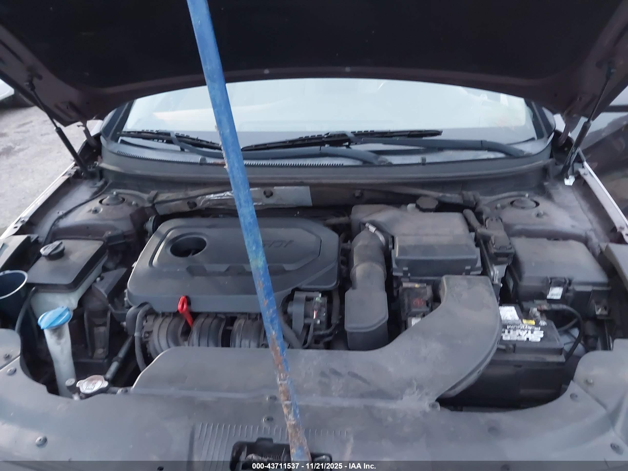 HYUNDAI SONATA image 10