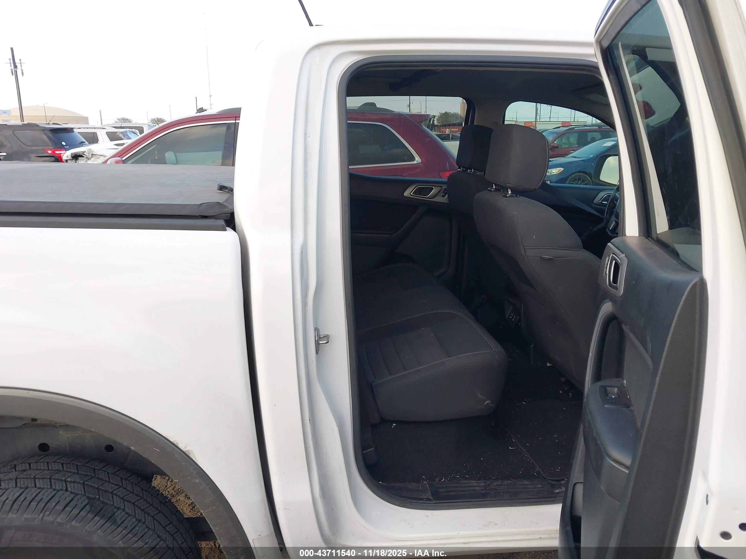 FORD RANGER image 8