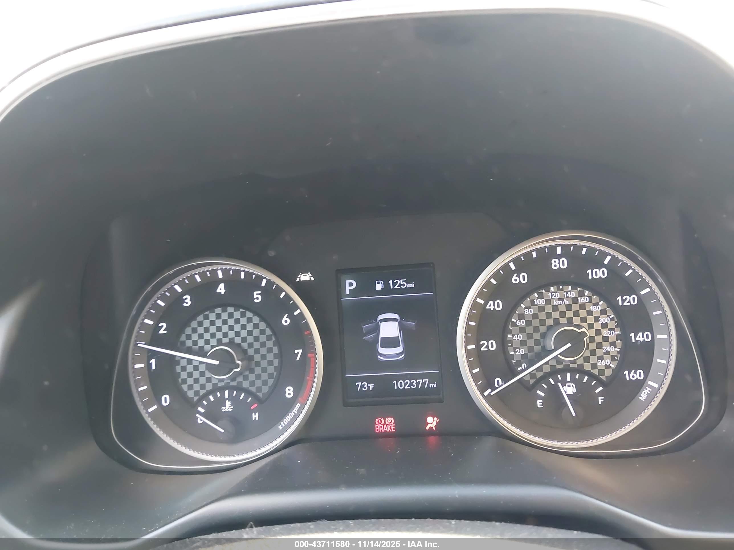 HYUNDAI ELANTRA image 7