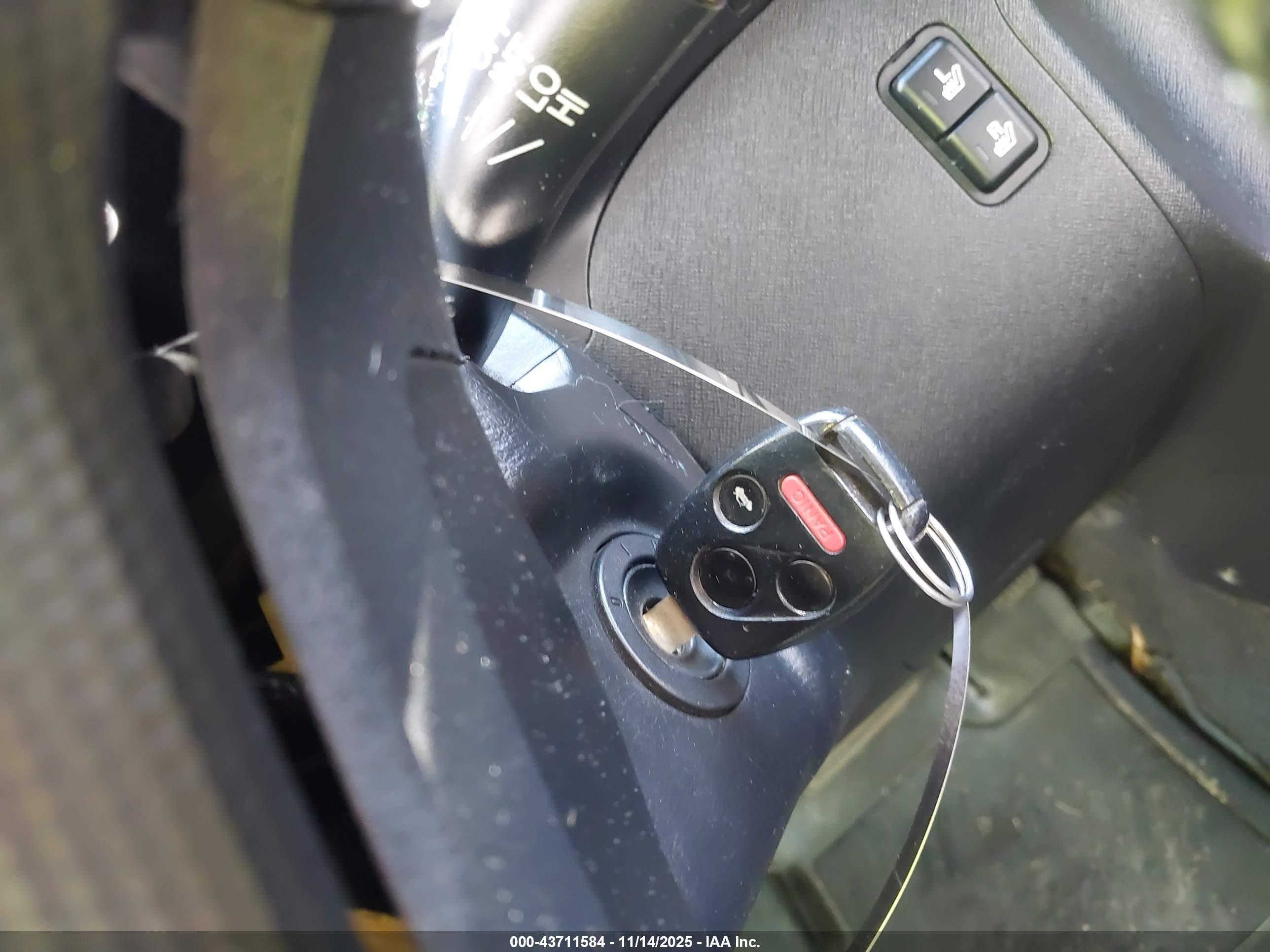 HONDA CR-V image 11