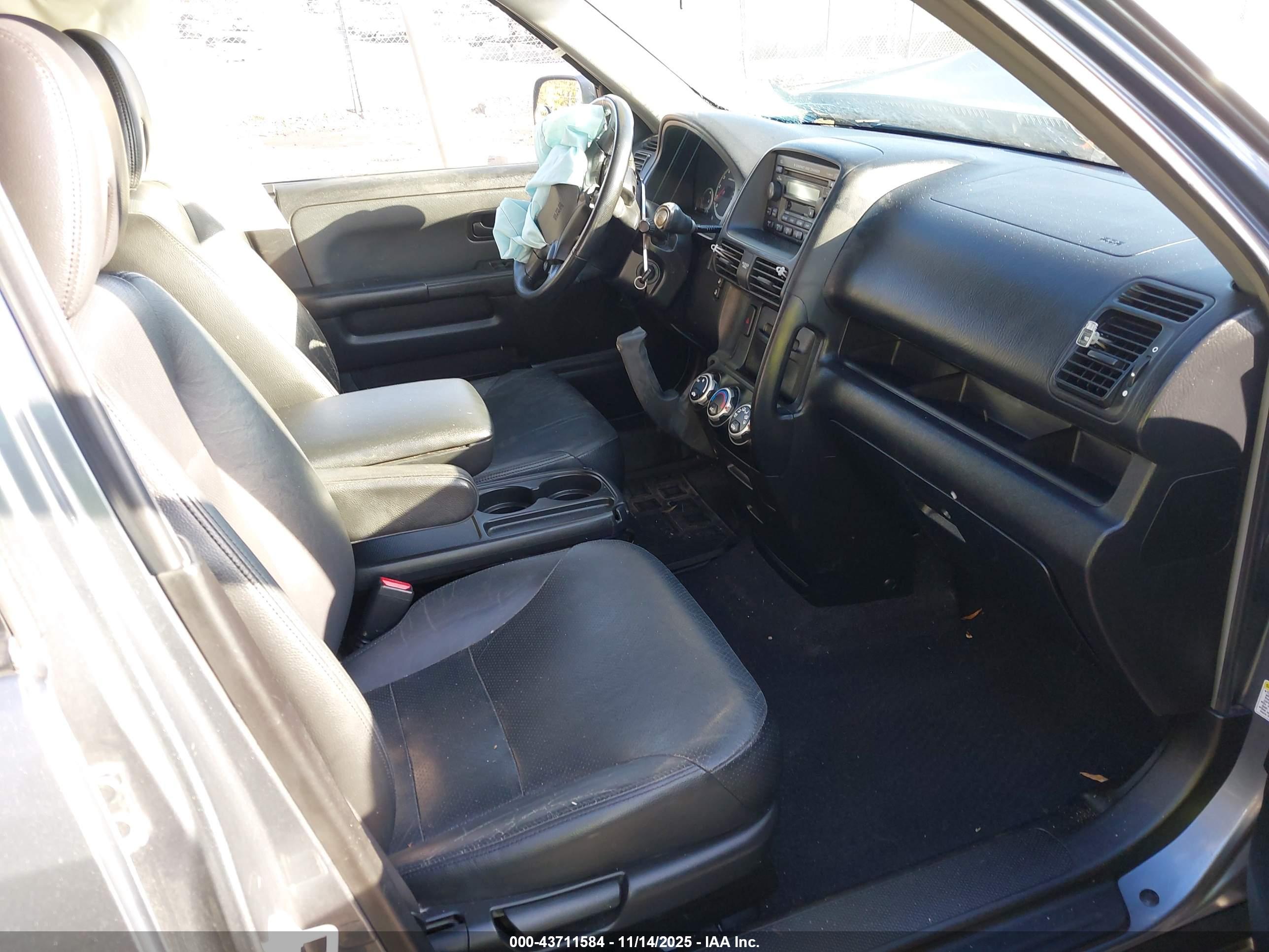 HONDA CR-V image 5