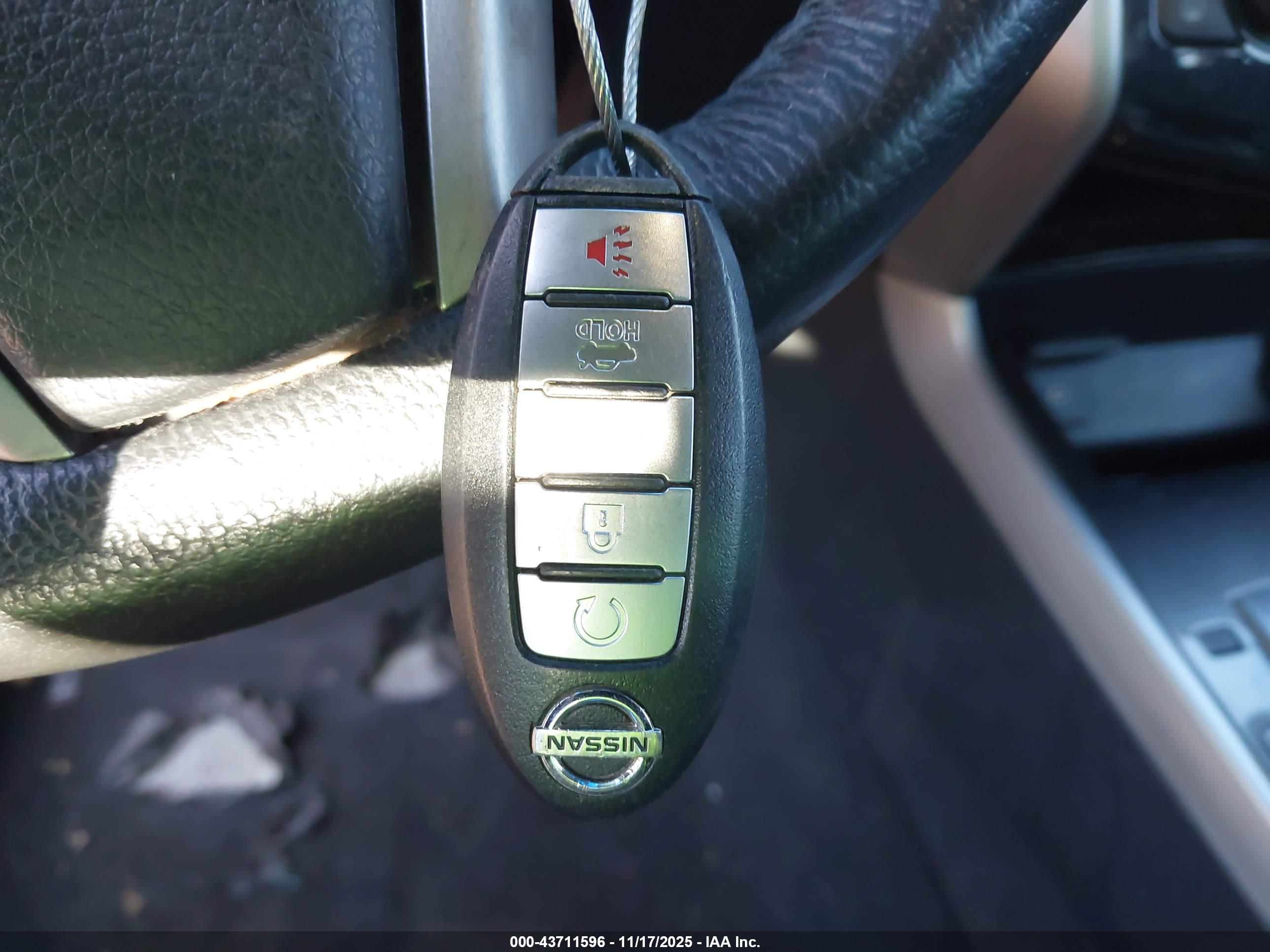 NISSAN ALTIMA image 11