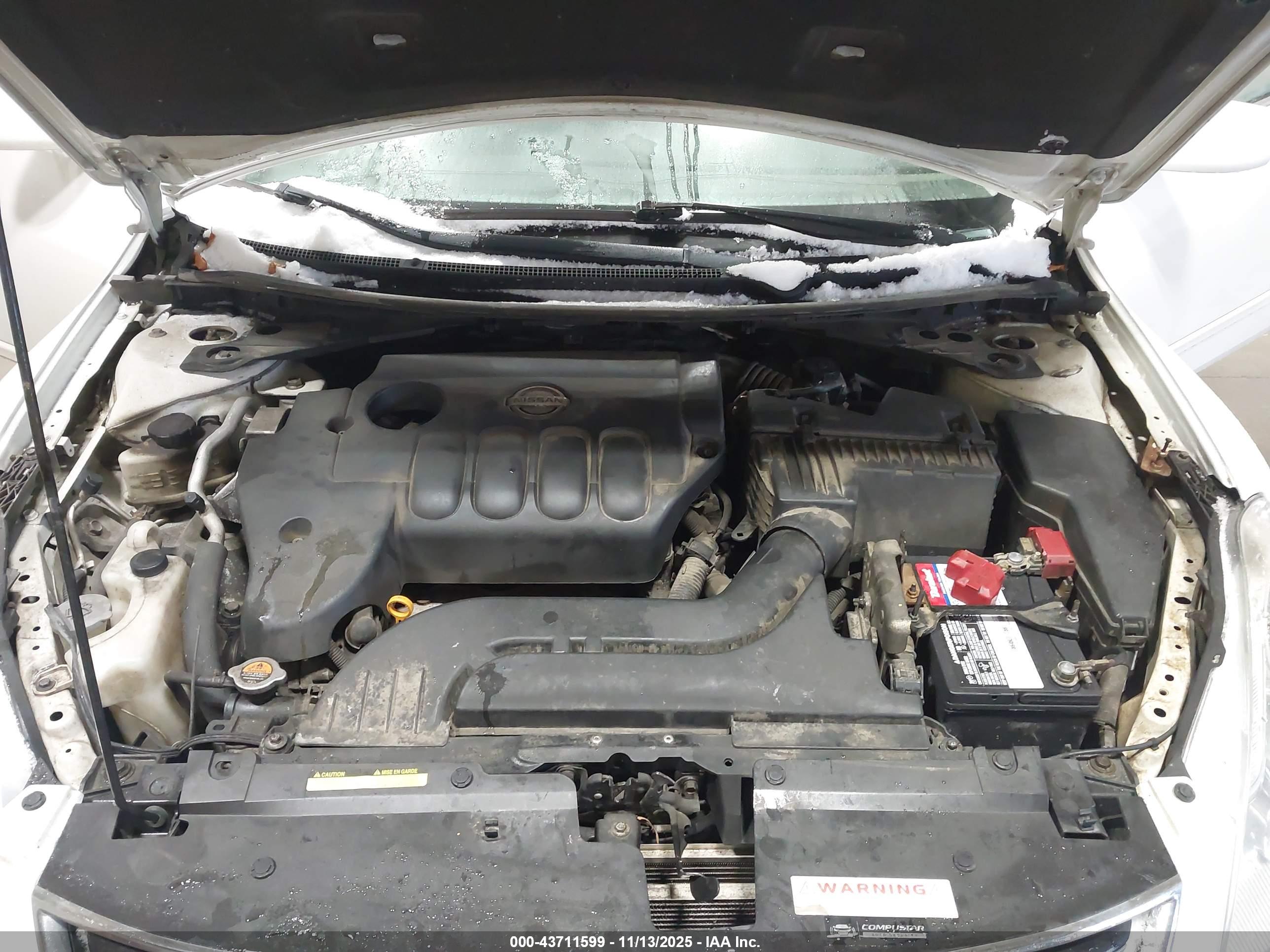 NISSAN ALTIMA image 10