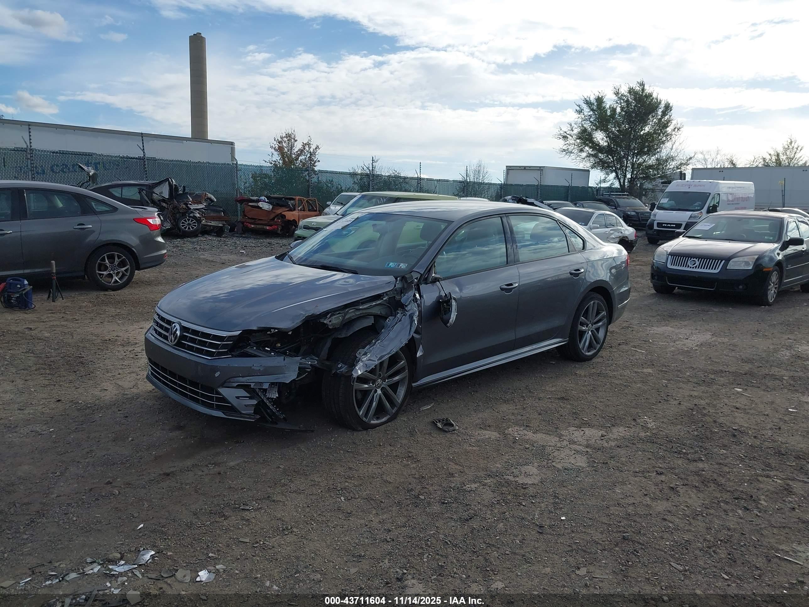 VOLKSWAGEN PASSAT image 2