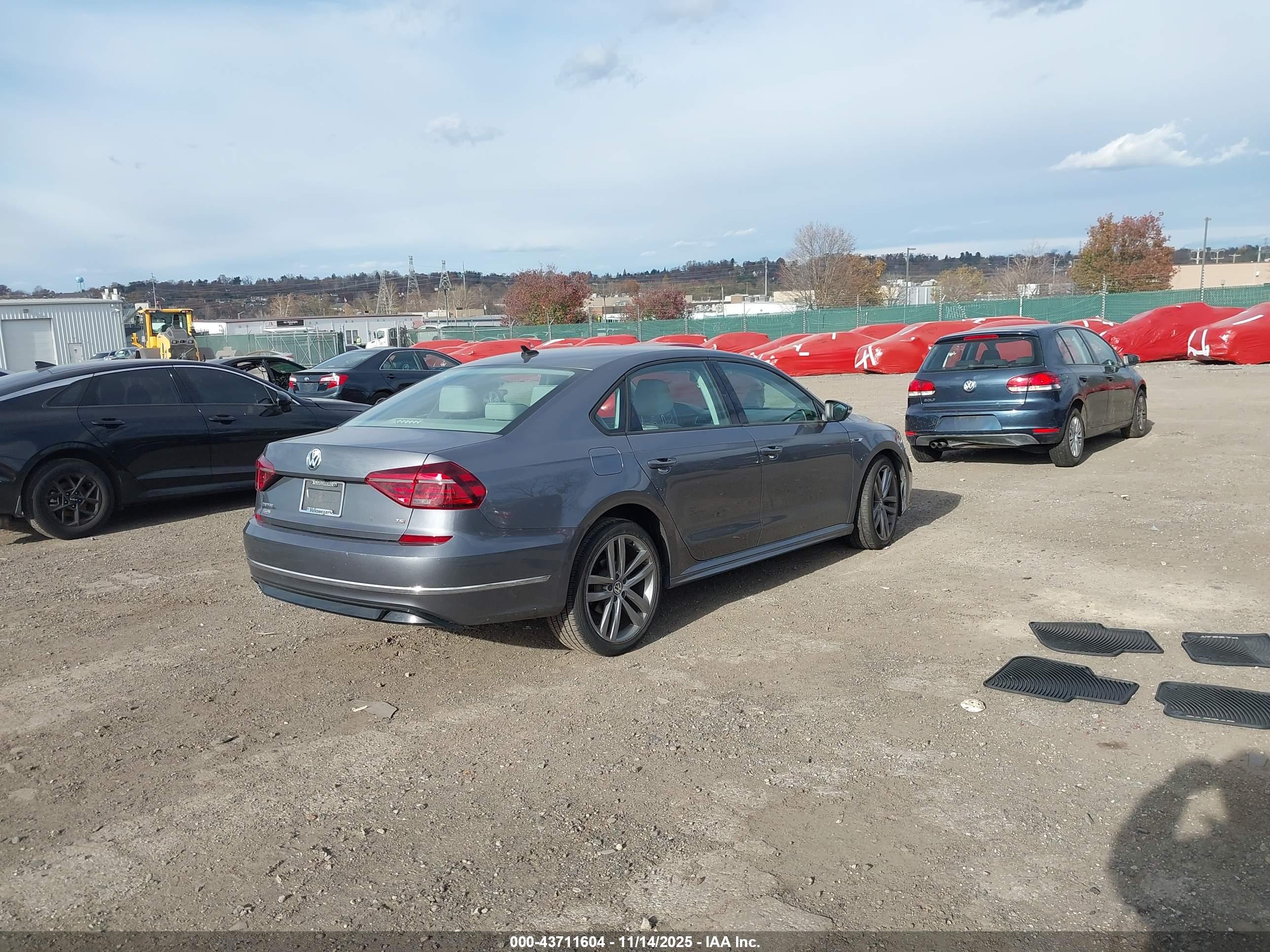 VOLKSWAGEN PASSAT image 4
