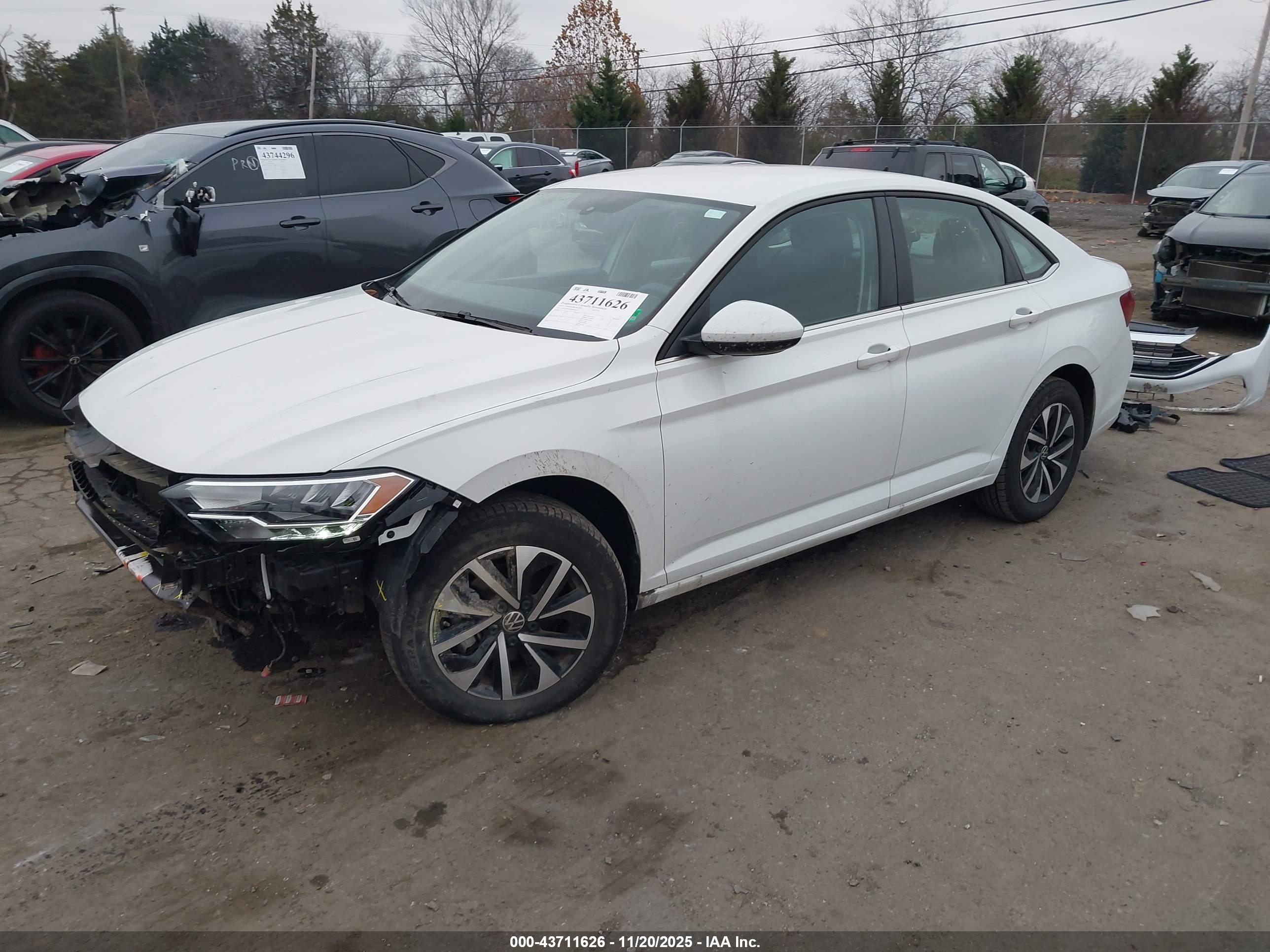 VOLKSWAGEN JETTA image 2