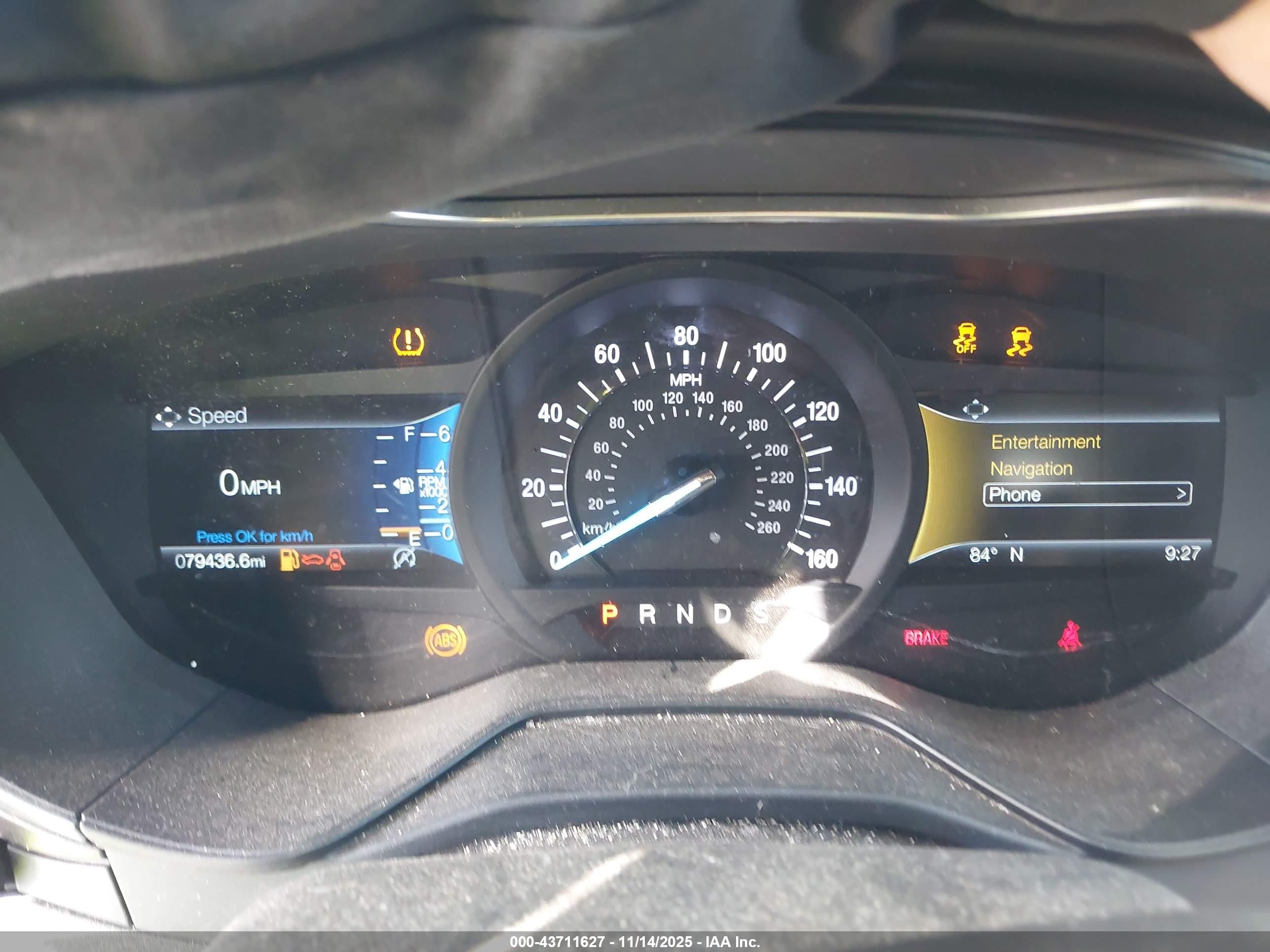 FORD FUSION image 7