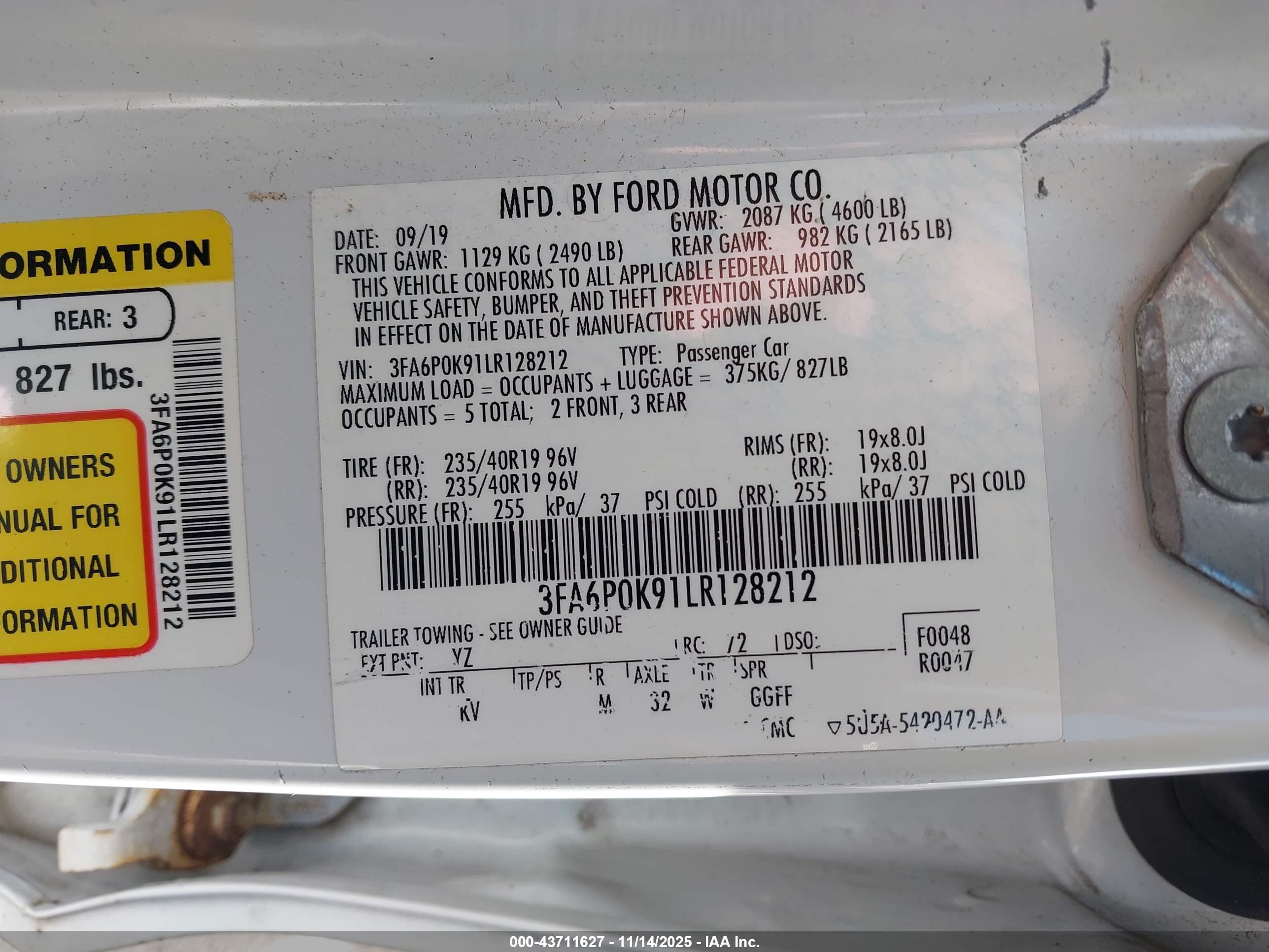 FORD FUSION image 9