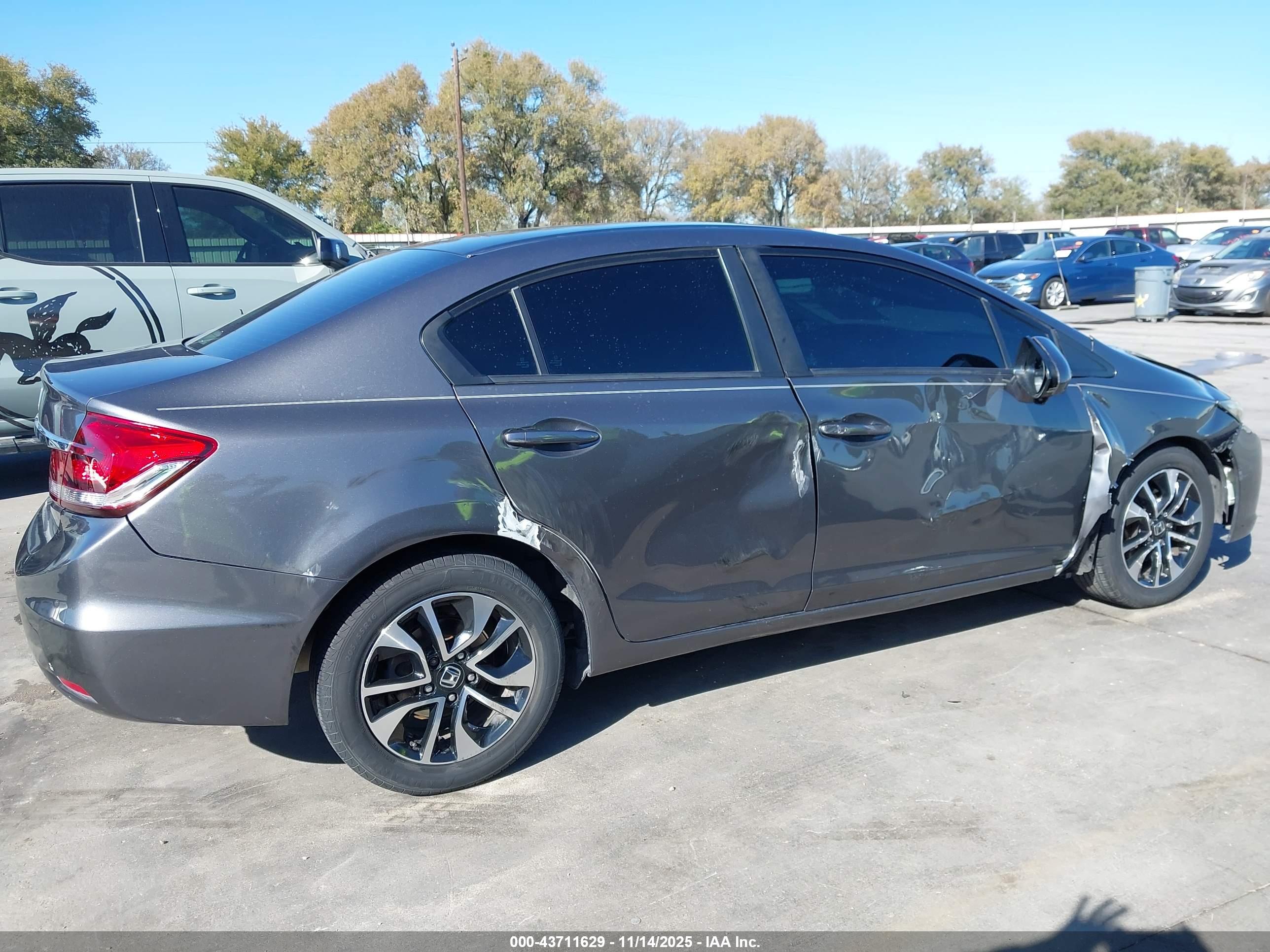 HONDA CIVIC image 6