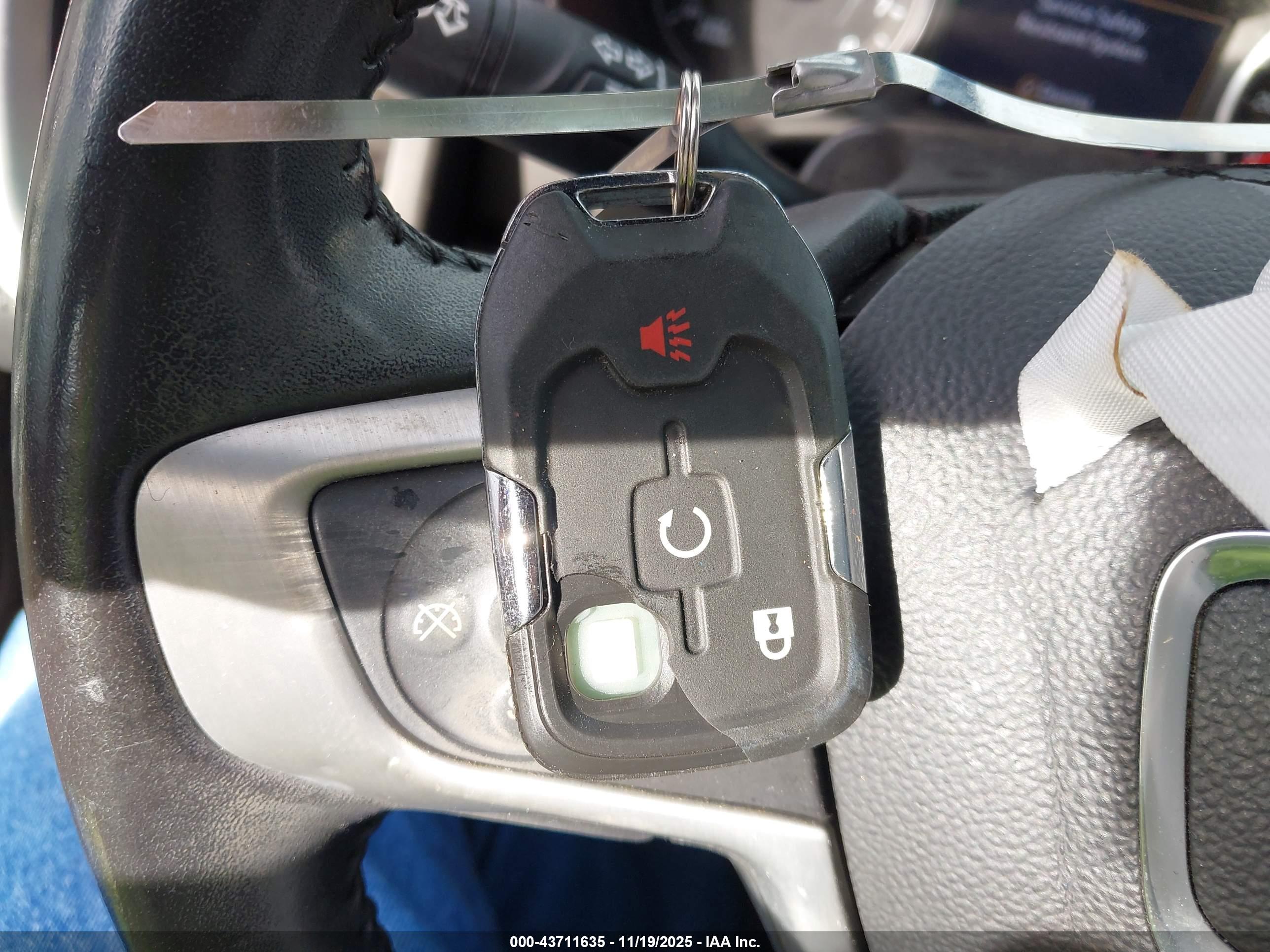 GMC TERRAIN image 11