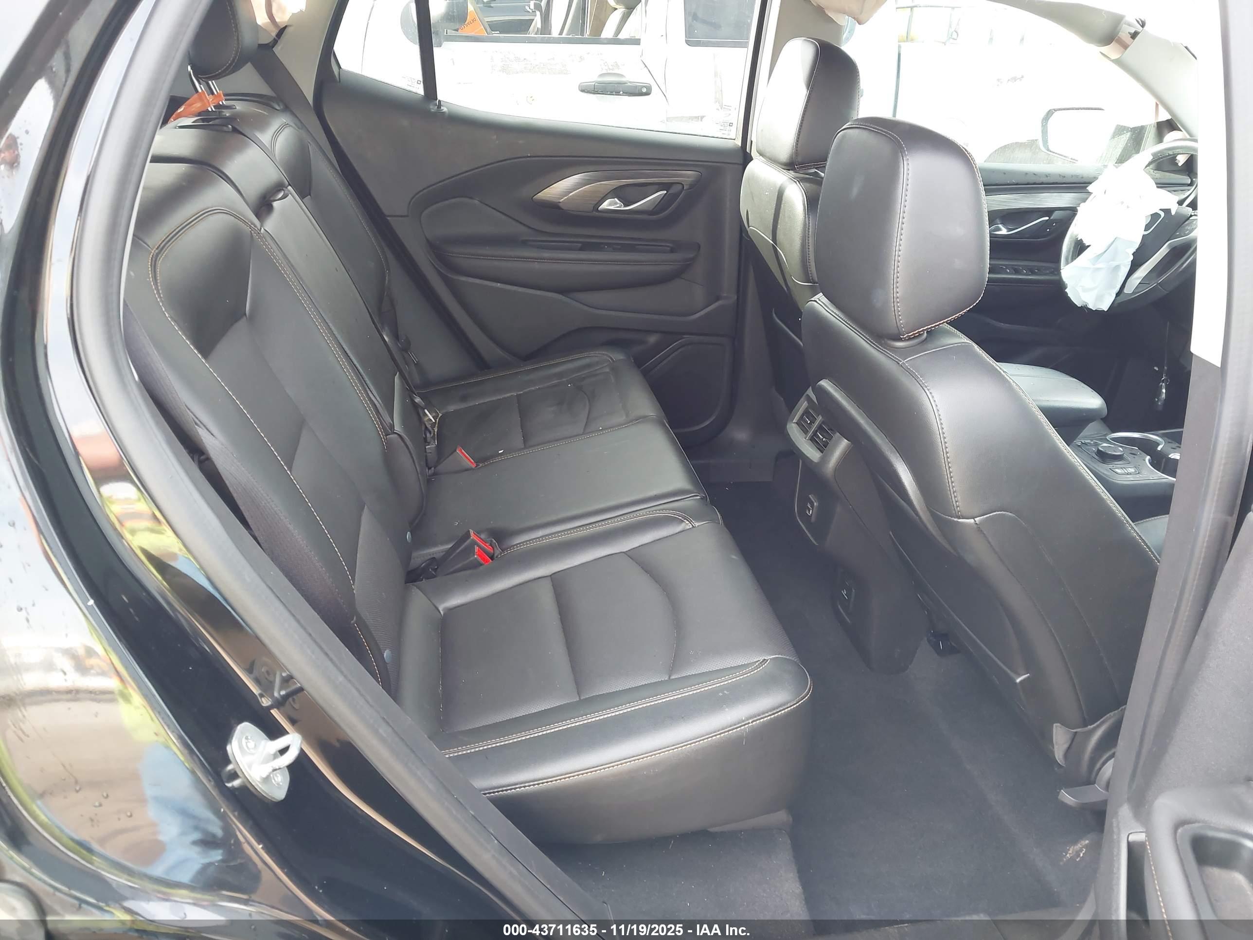 GMC TERRAIN image 8