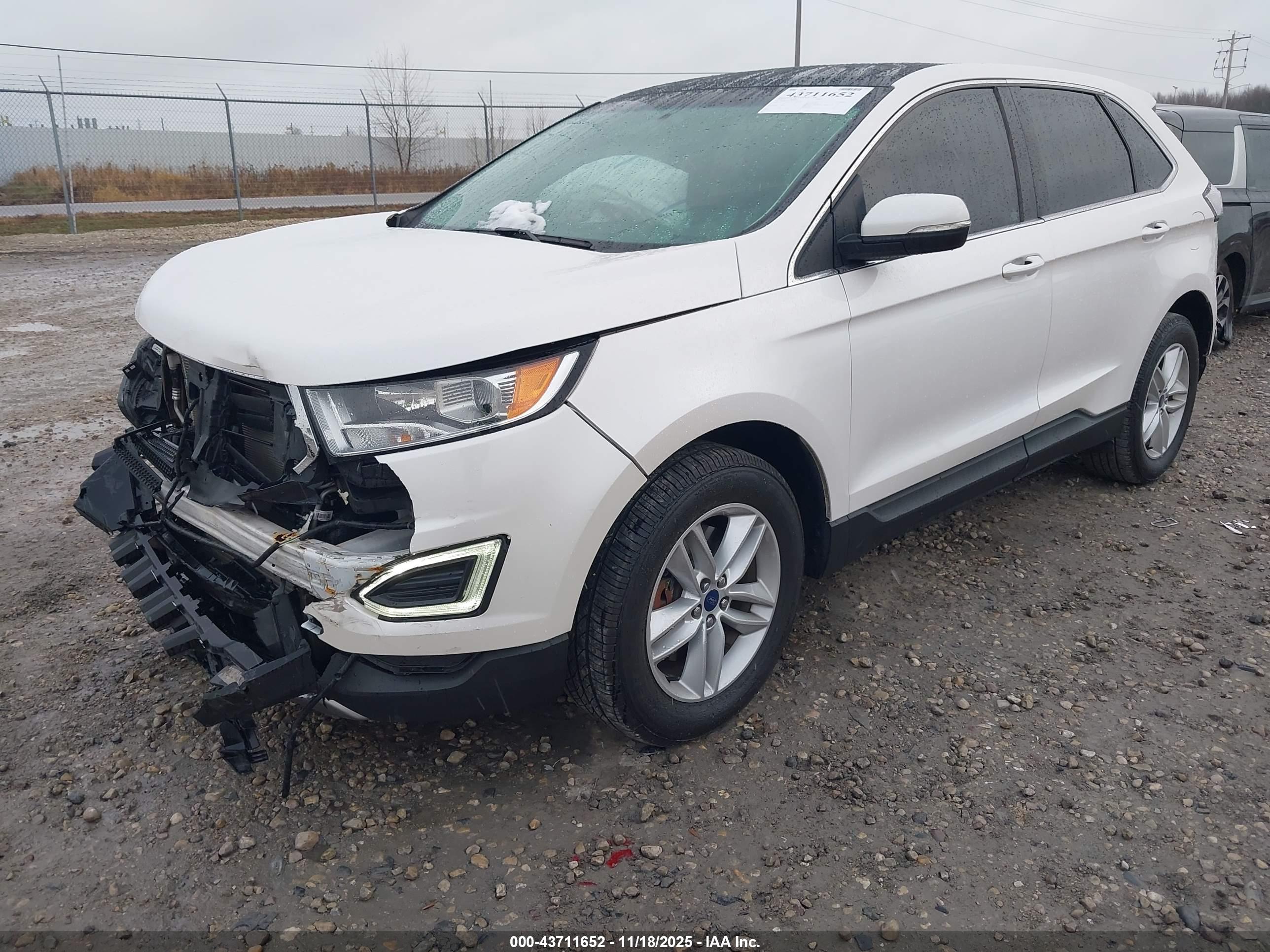 FORD EDGE image 2
