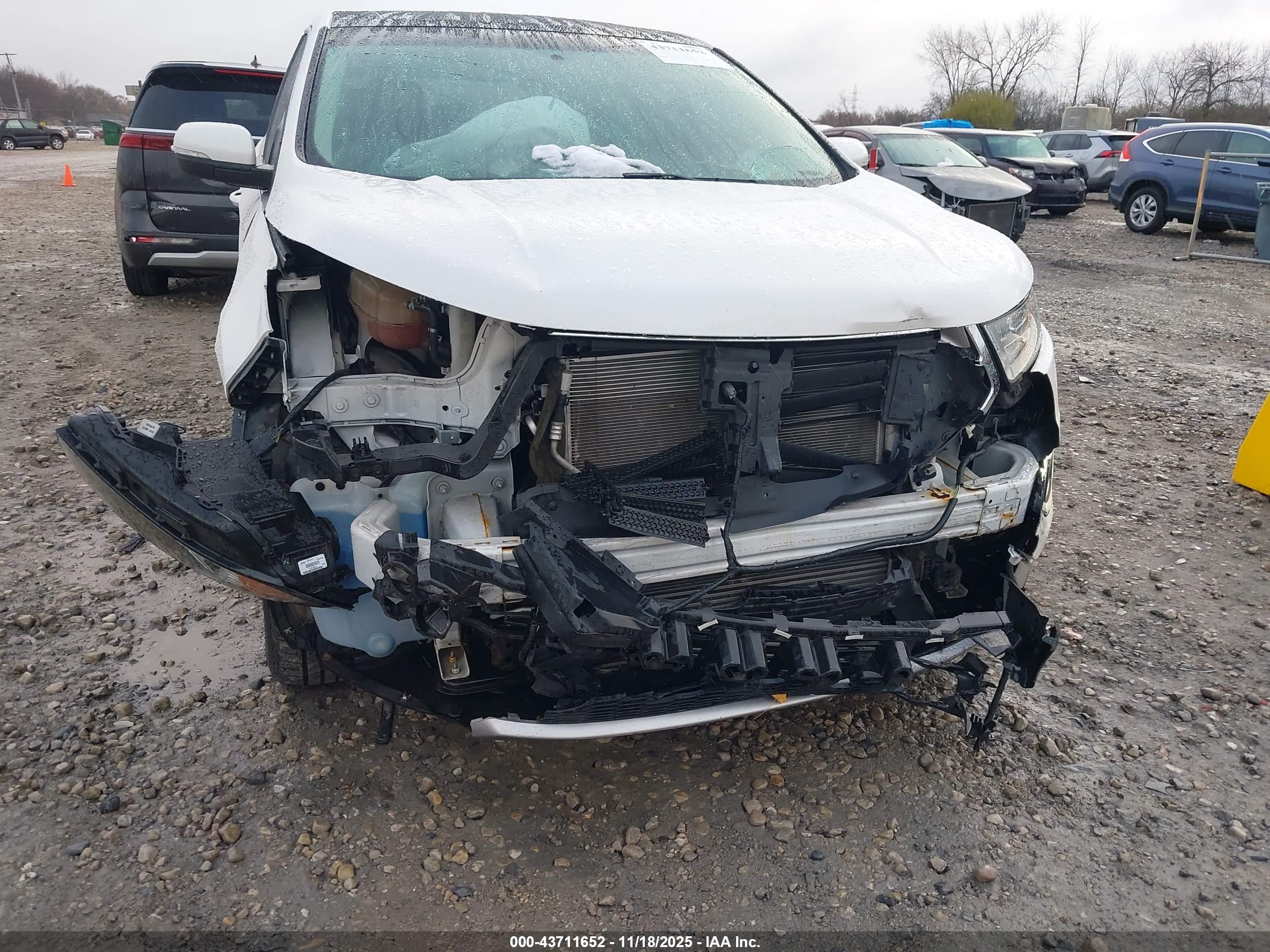 FORD EDGE image 6