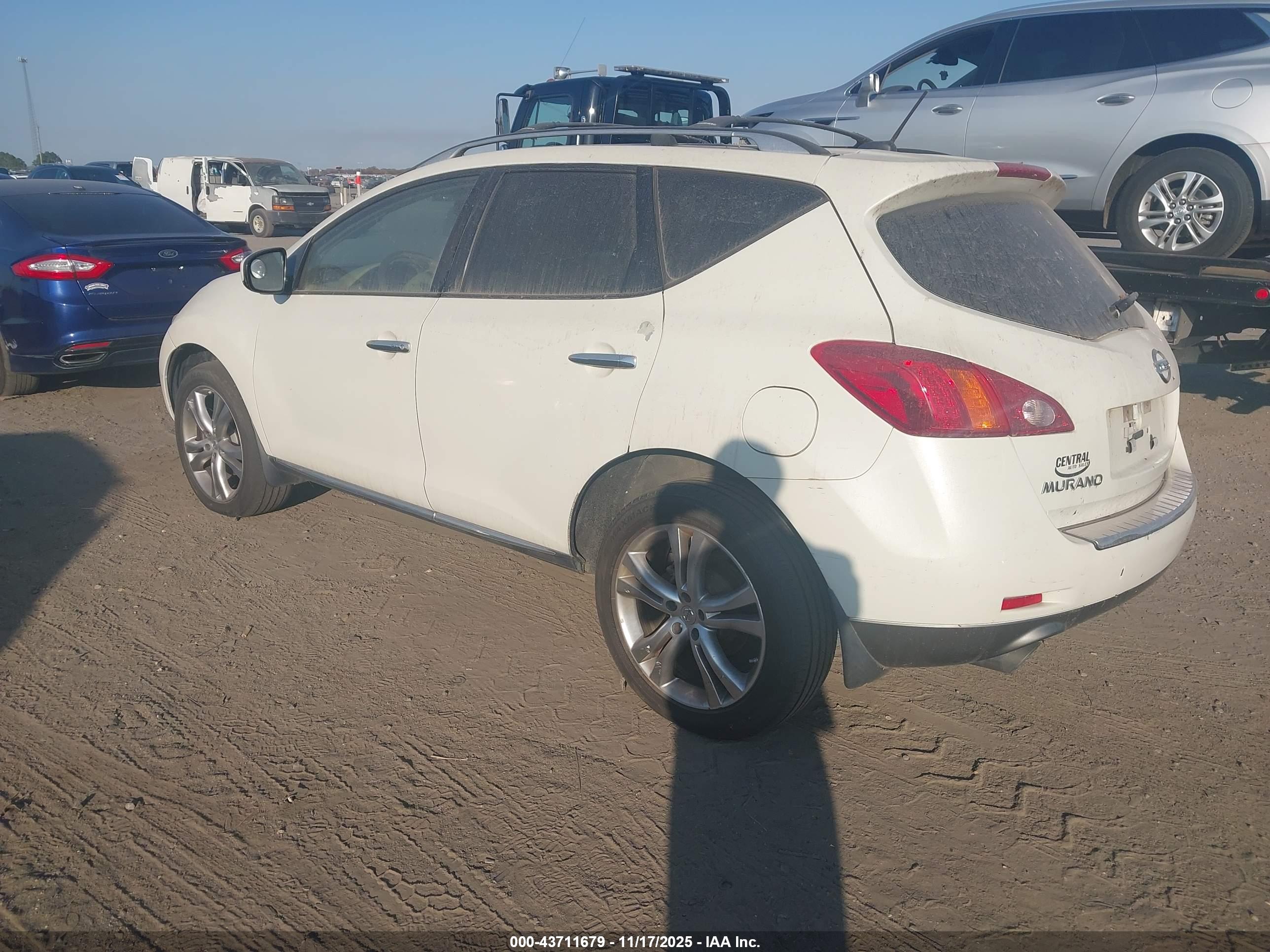 NISSAN MURANO image 3