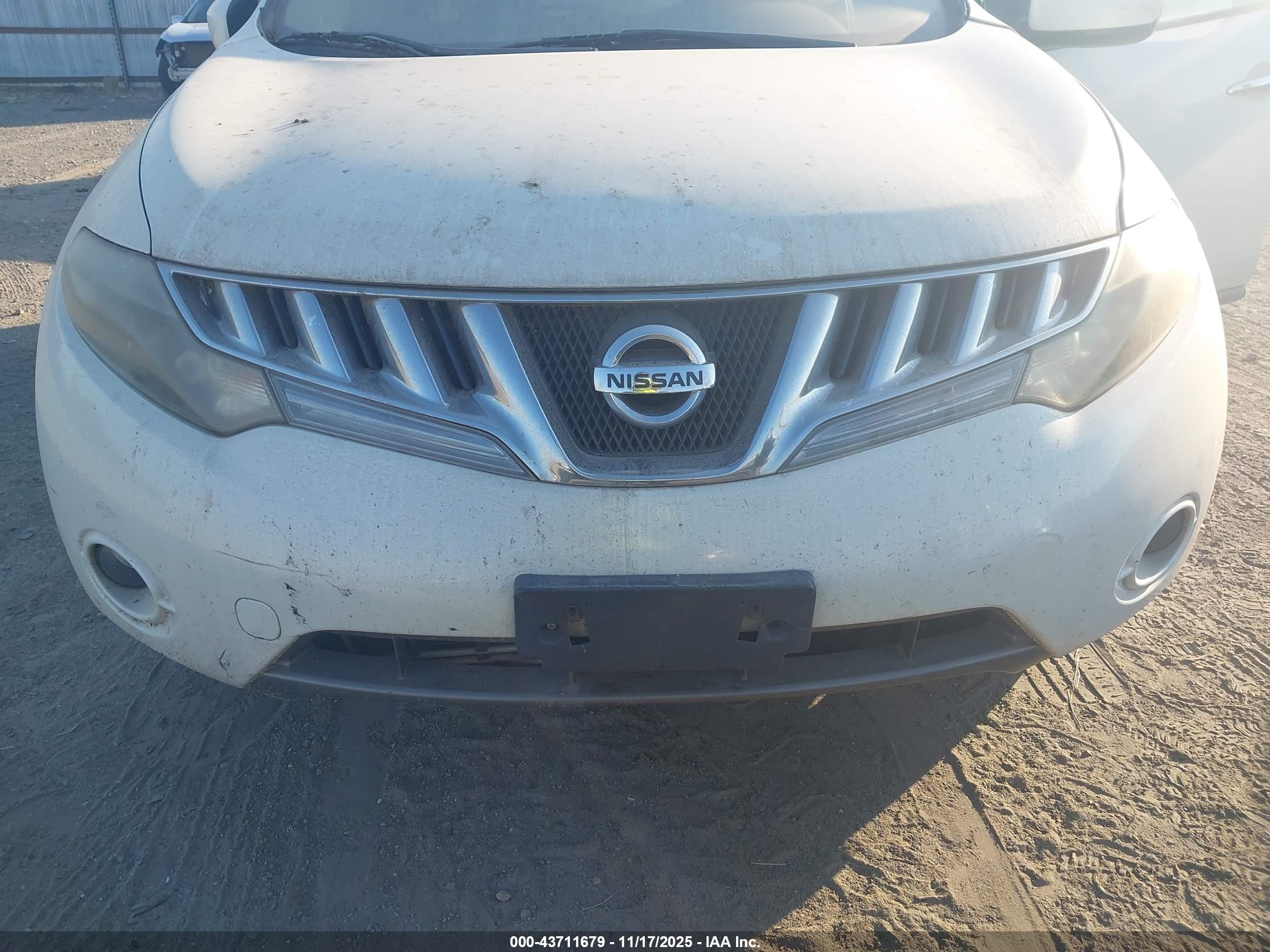 NISSAN MURANO image 6