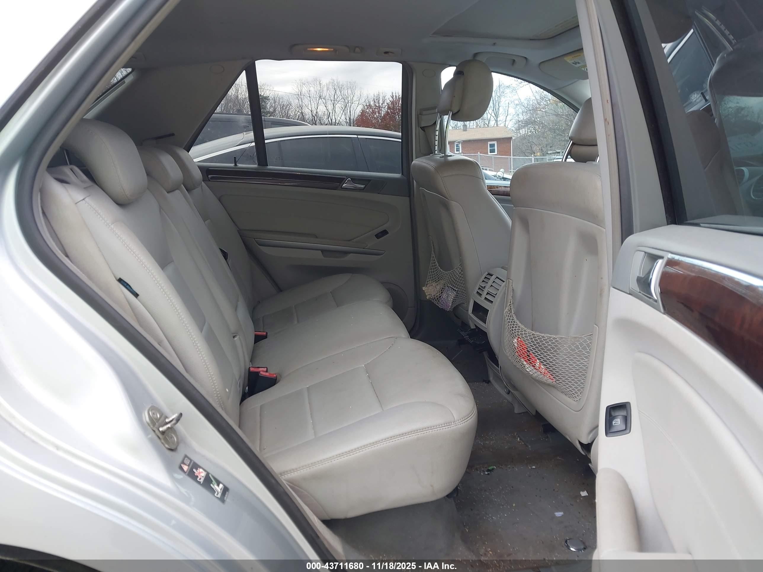 MERCEDES-BENZ ML image 8