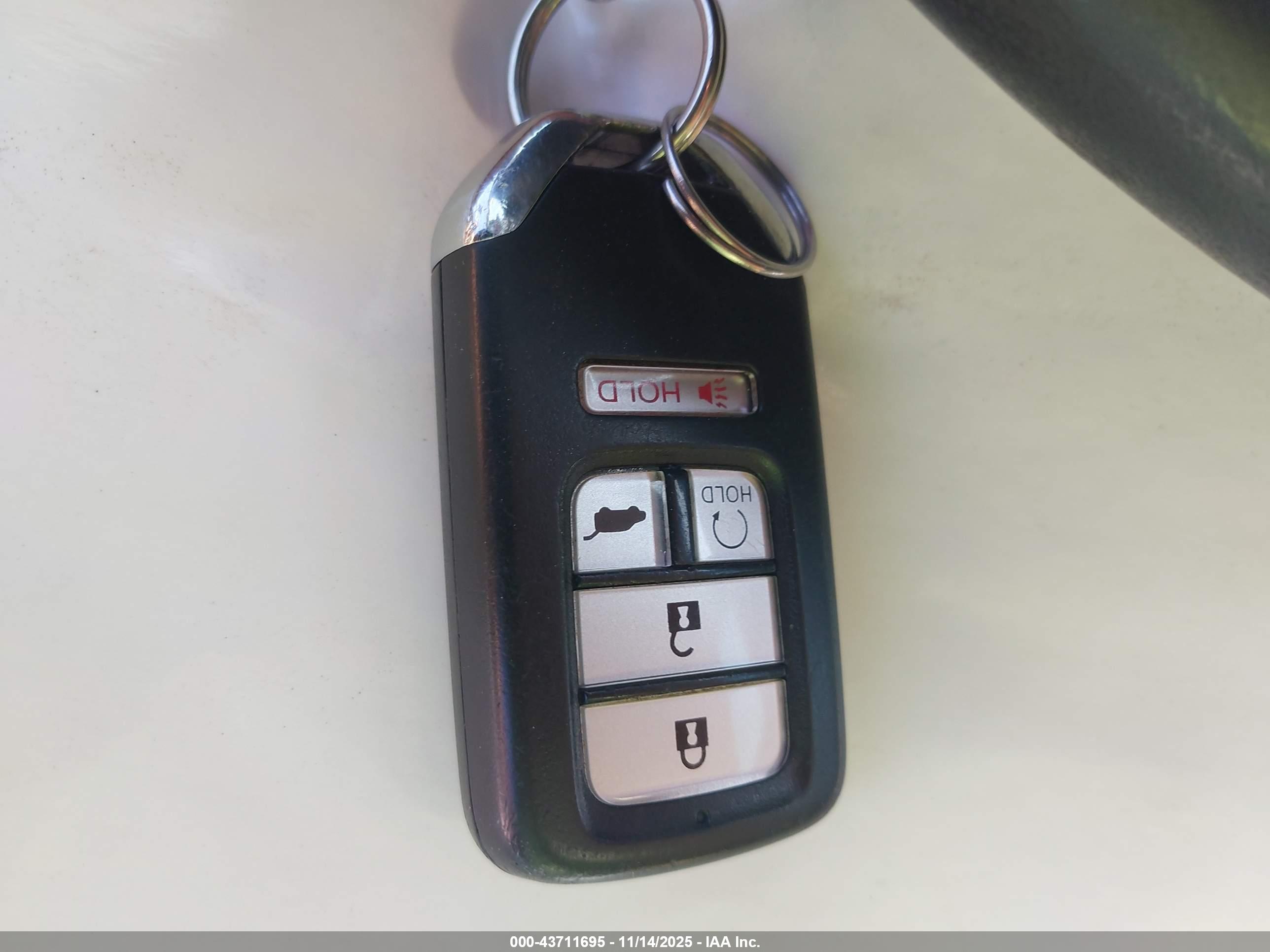 HONDA CIVIC image 11