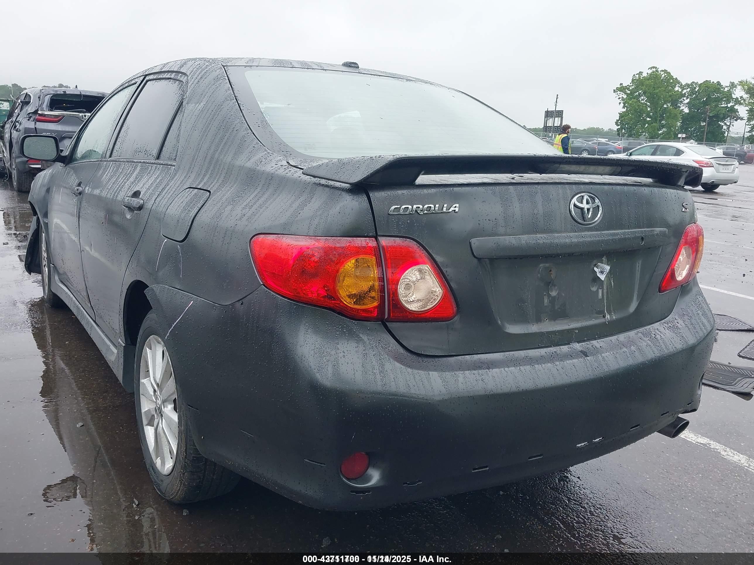 TOYOTA COROLLA image 3