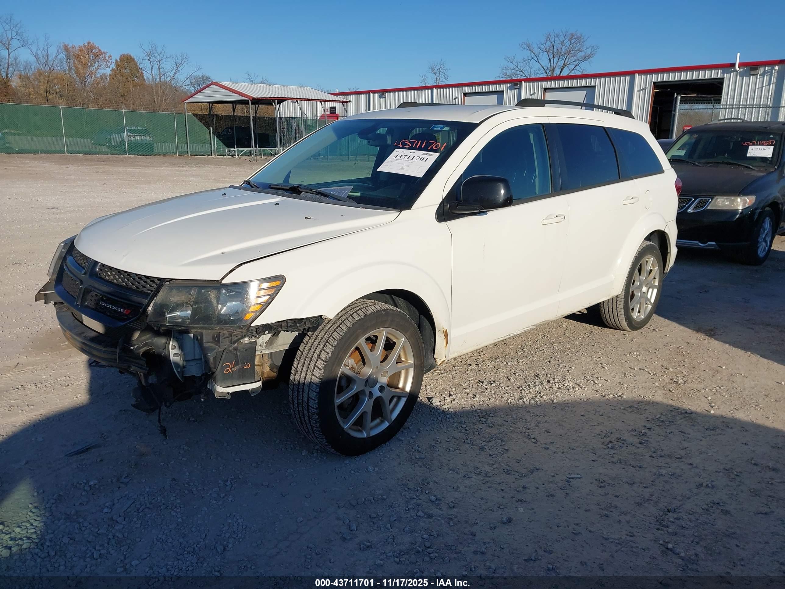 DODGE JOURNEY image 2