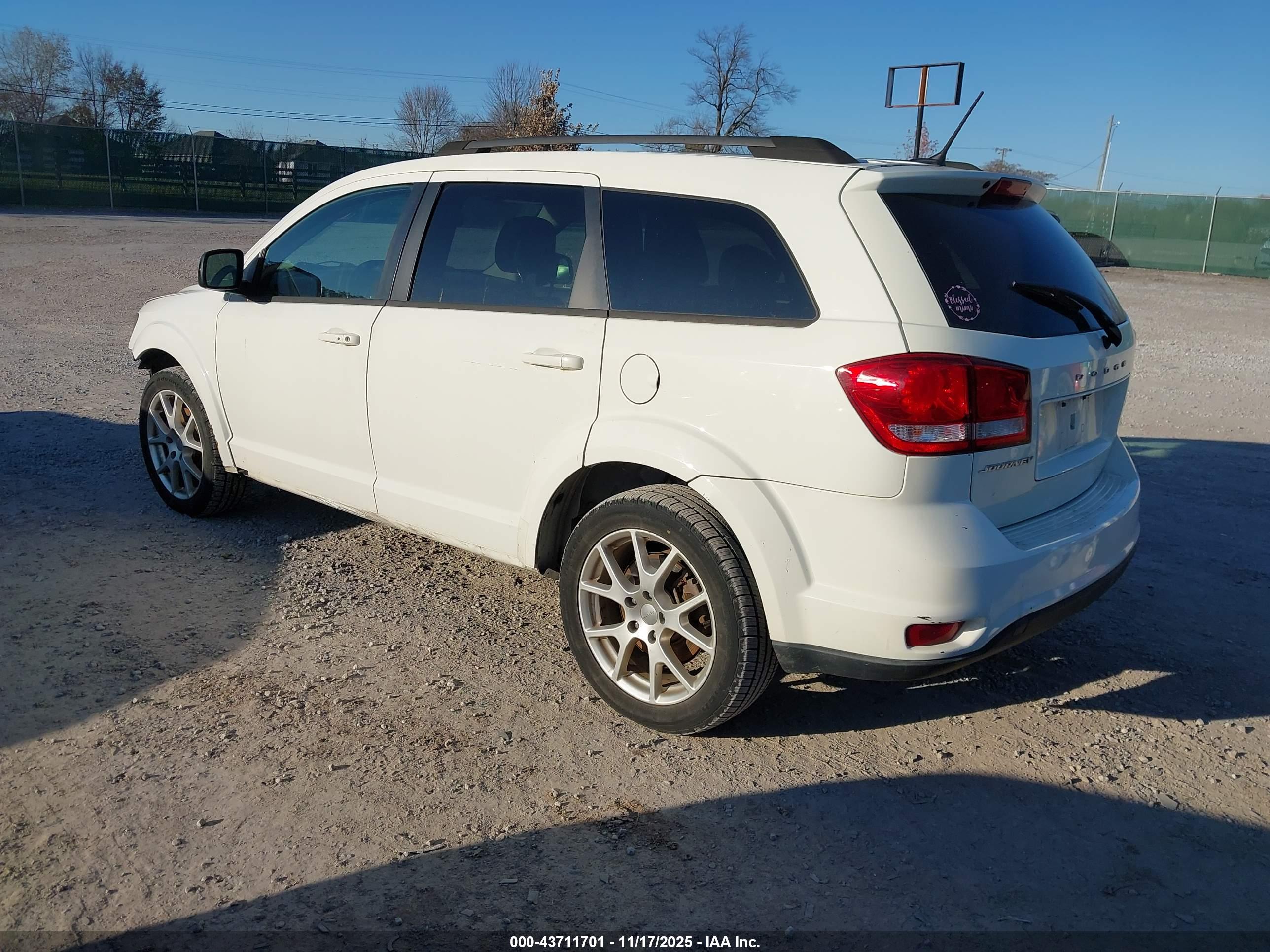 DODGE JOURNEY image 3