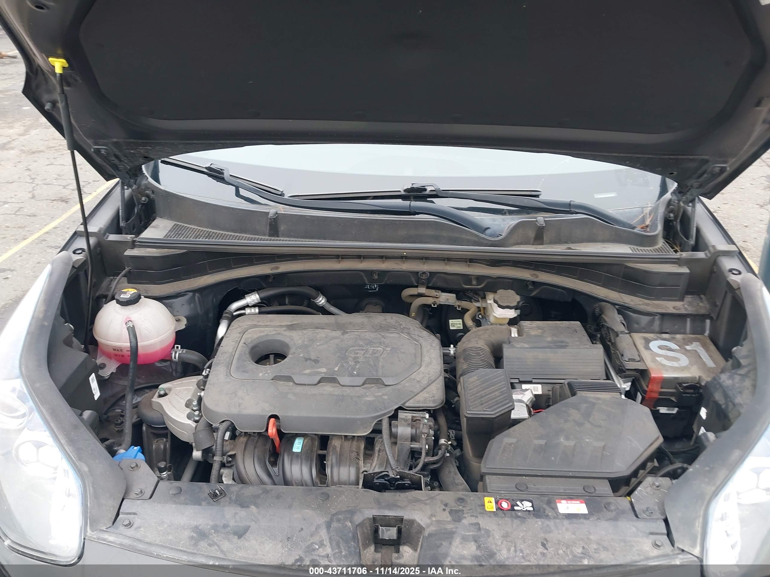 KIA SPORTAGE image 10