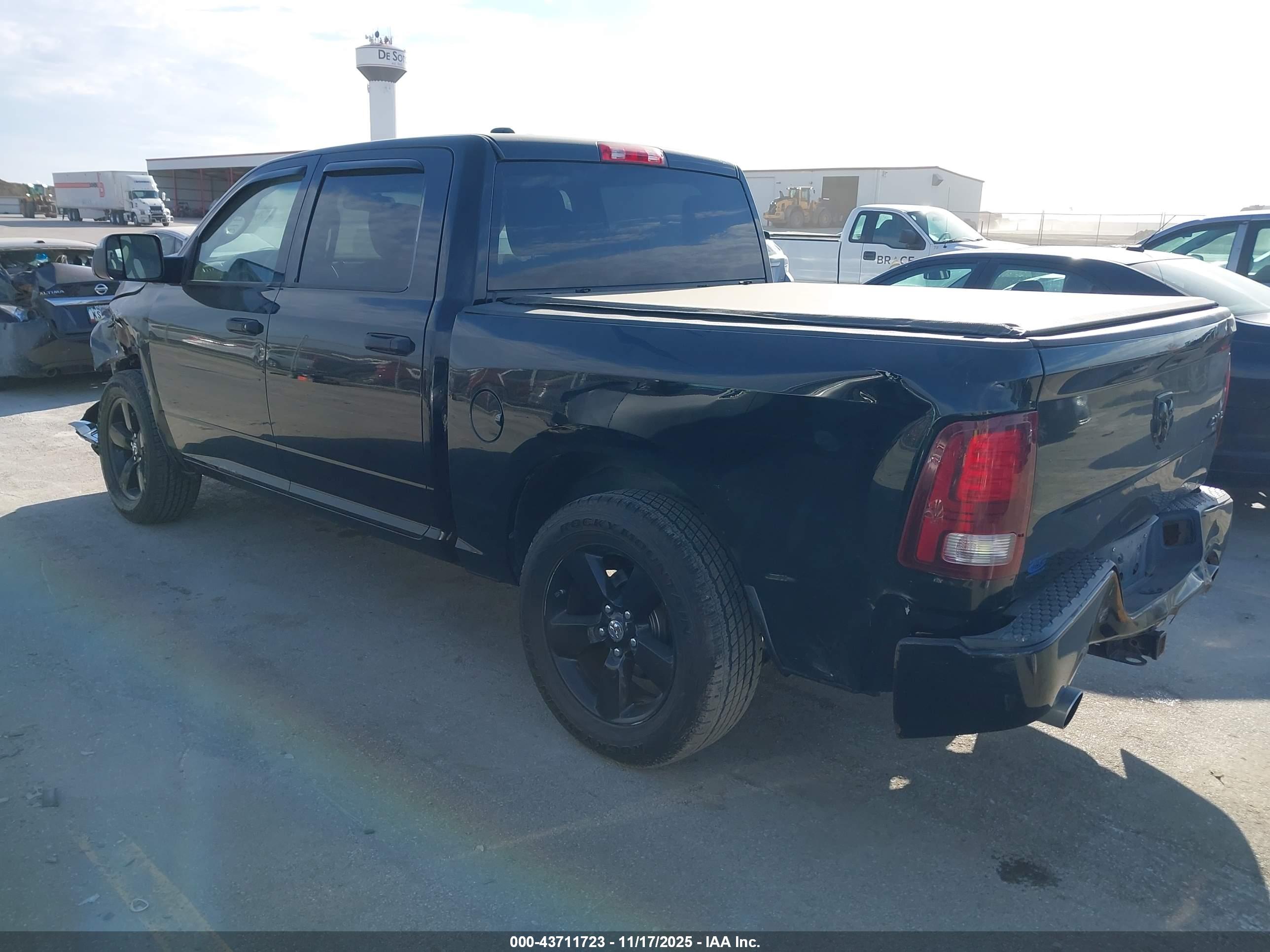 RAM 1500 image 3