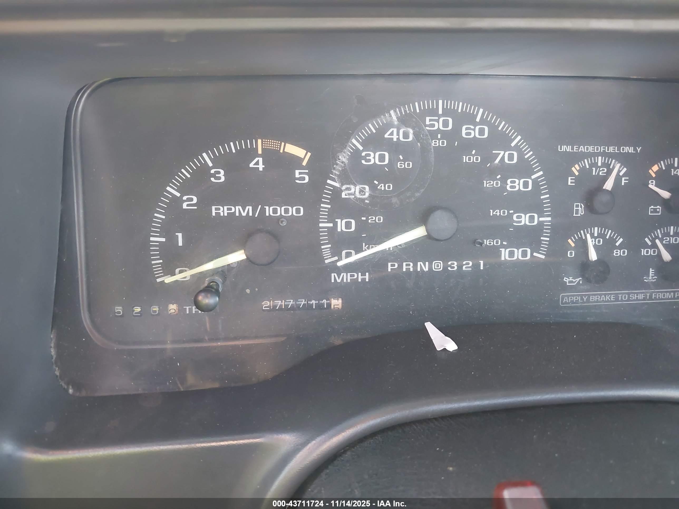 CHEVROLET GMT-400 image 7