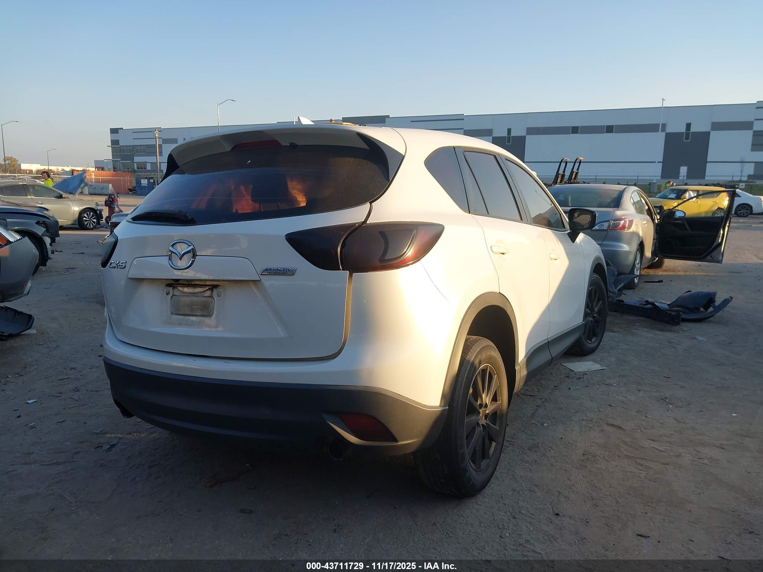 MAZDA CX-5 image 4
