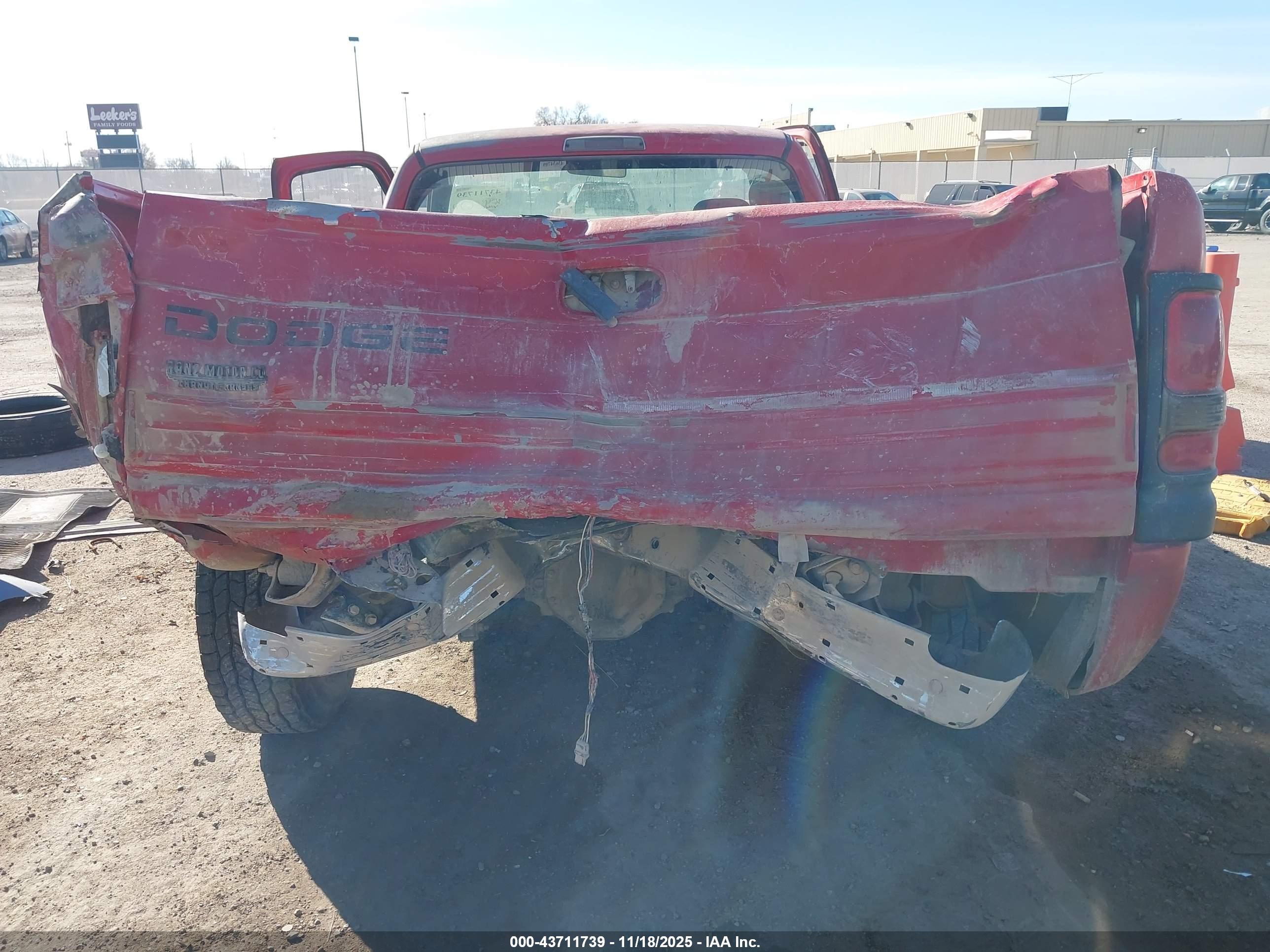 DODGE RAM image 6