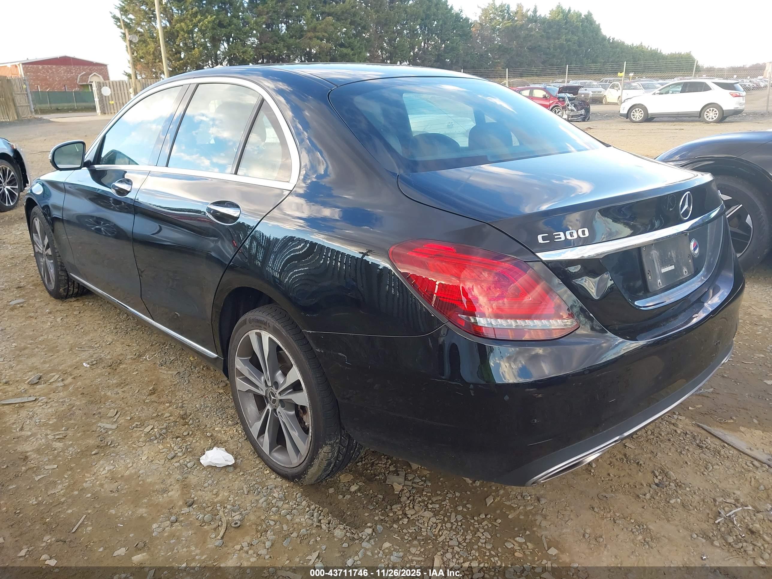 MERCEDES-BENZ C image 3