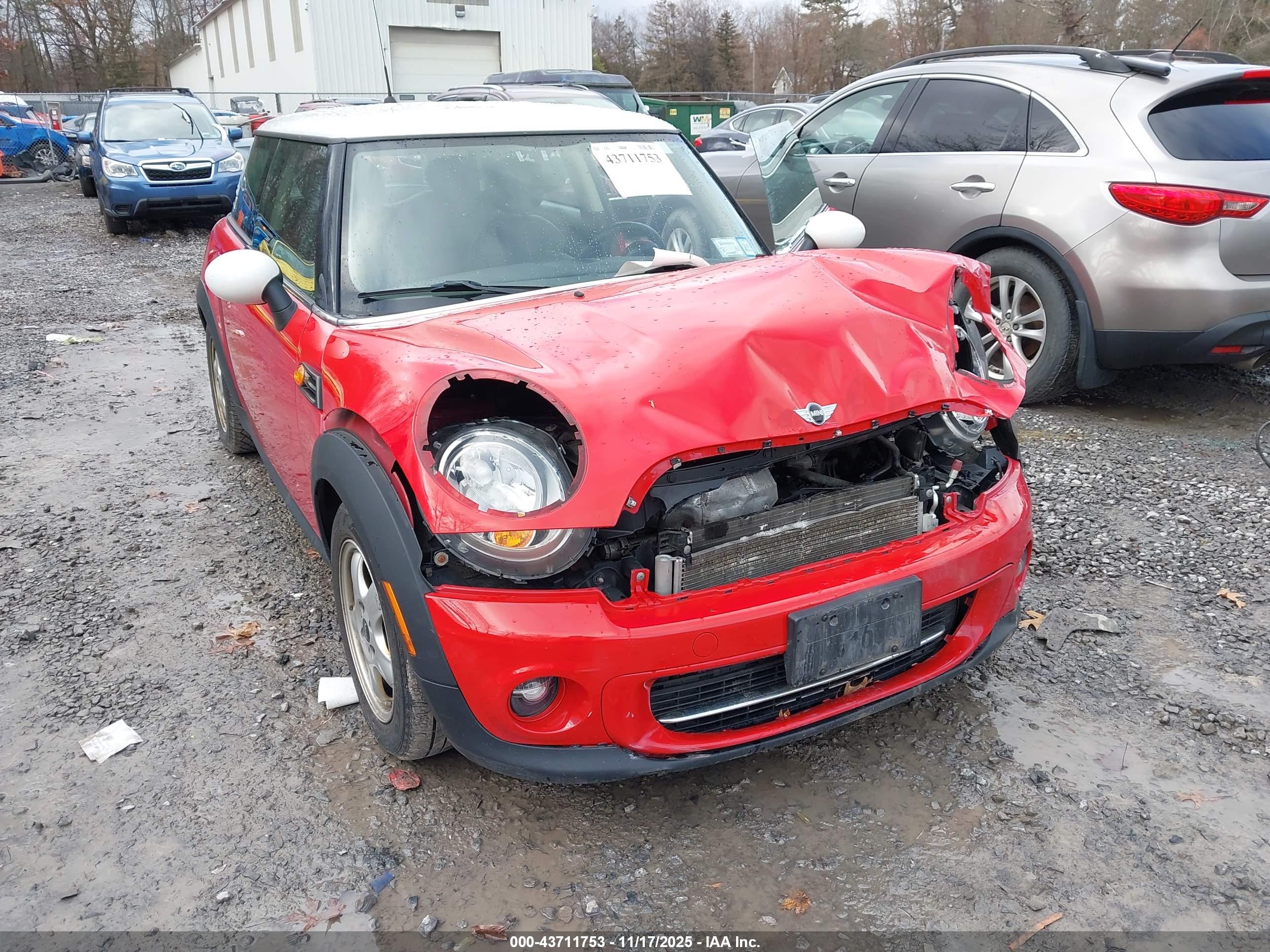 MINI COOPER image 6