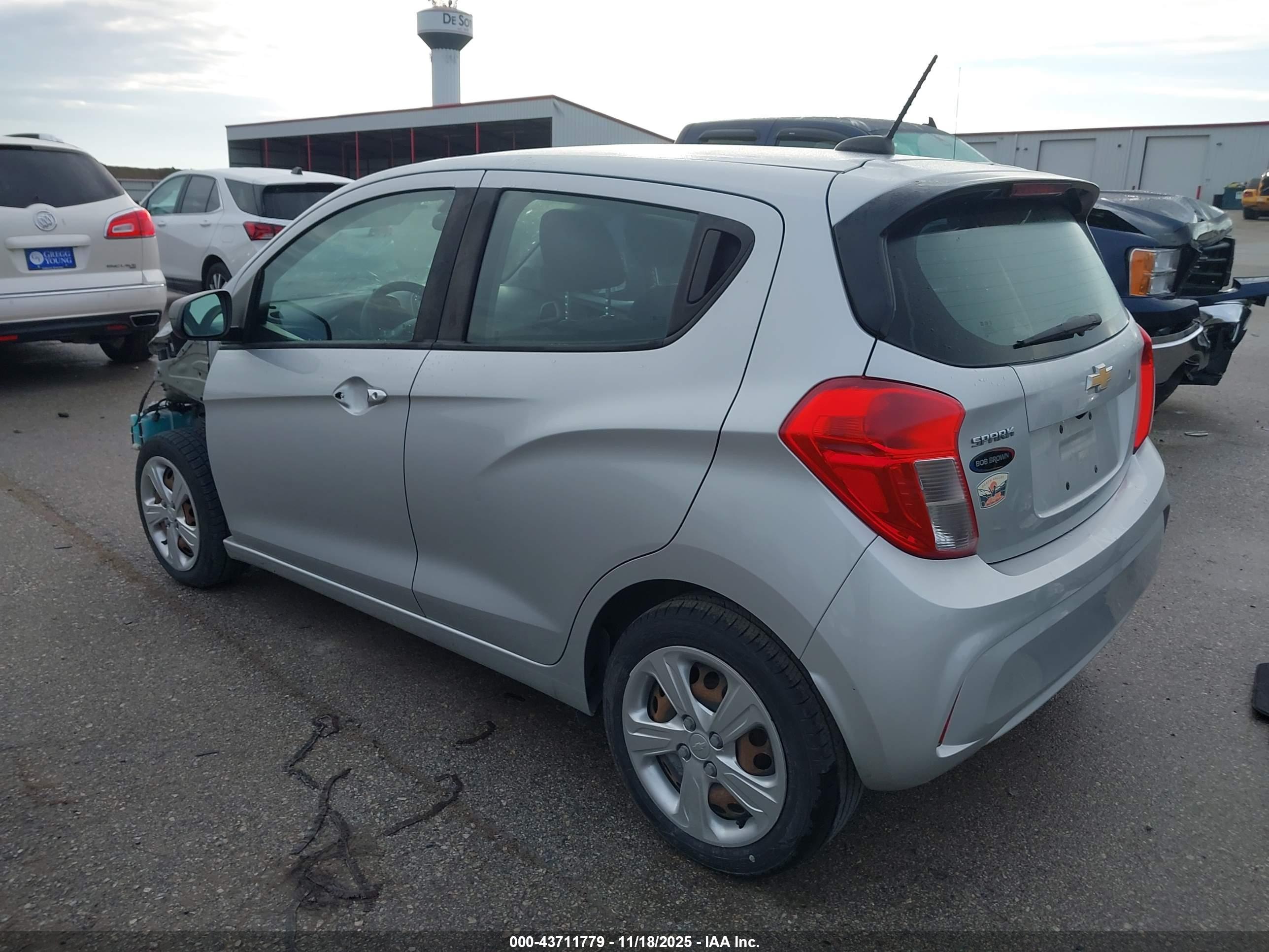 CHEVROLET SPARK image 3
