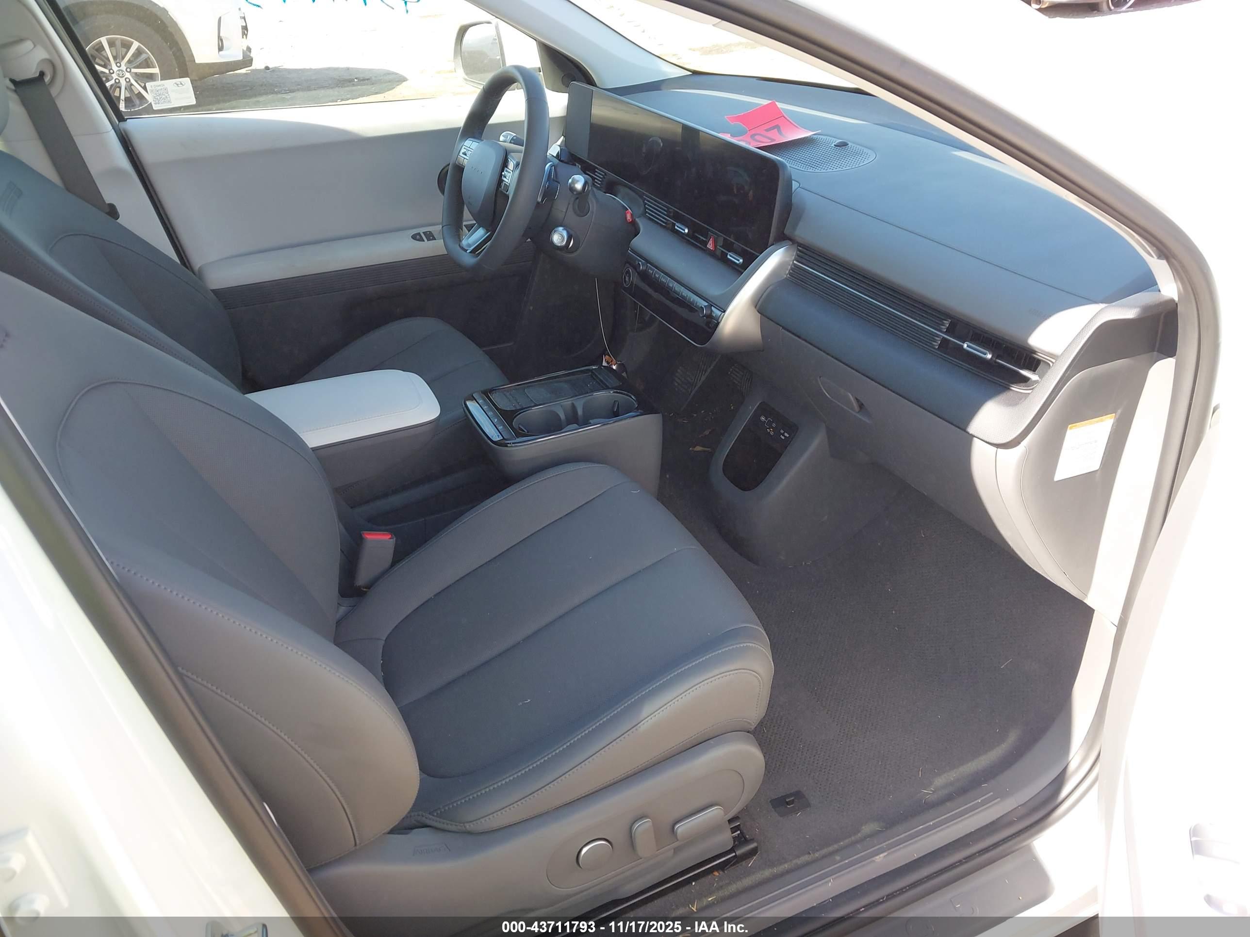 HYUNDAI IONIQ image 5