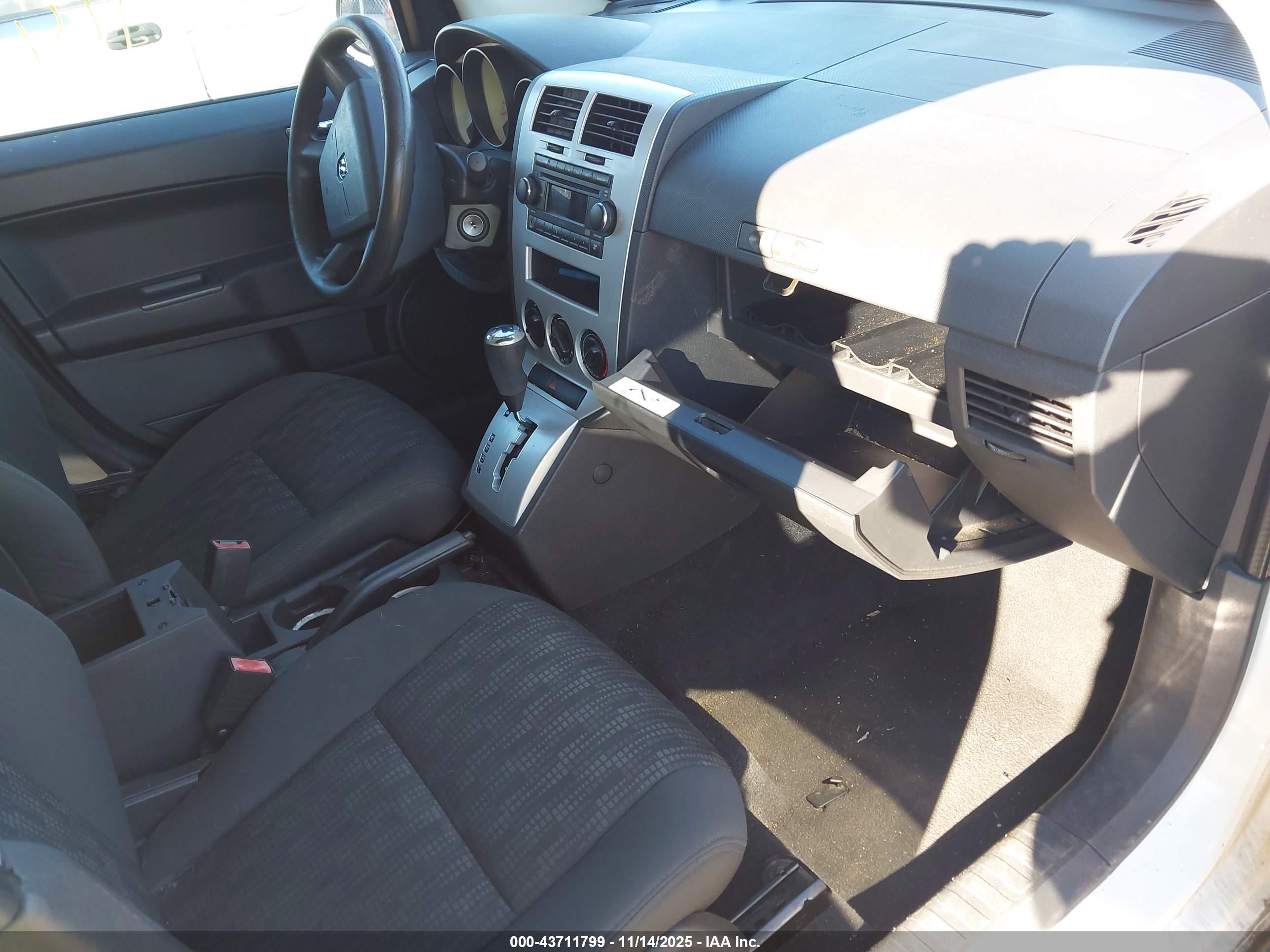 DODGE CALIBER image 5