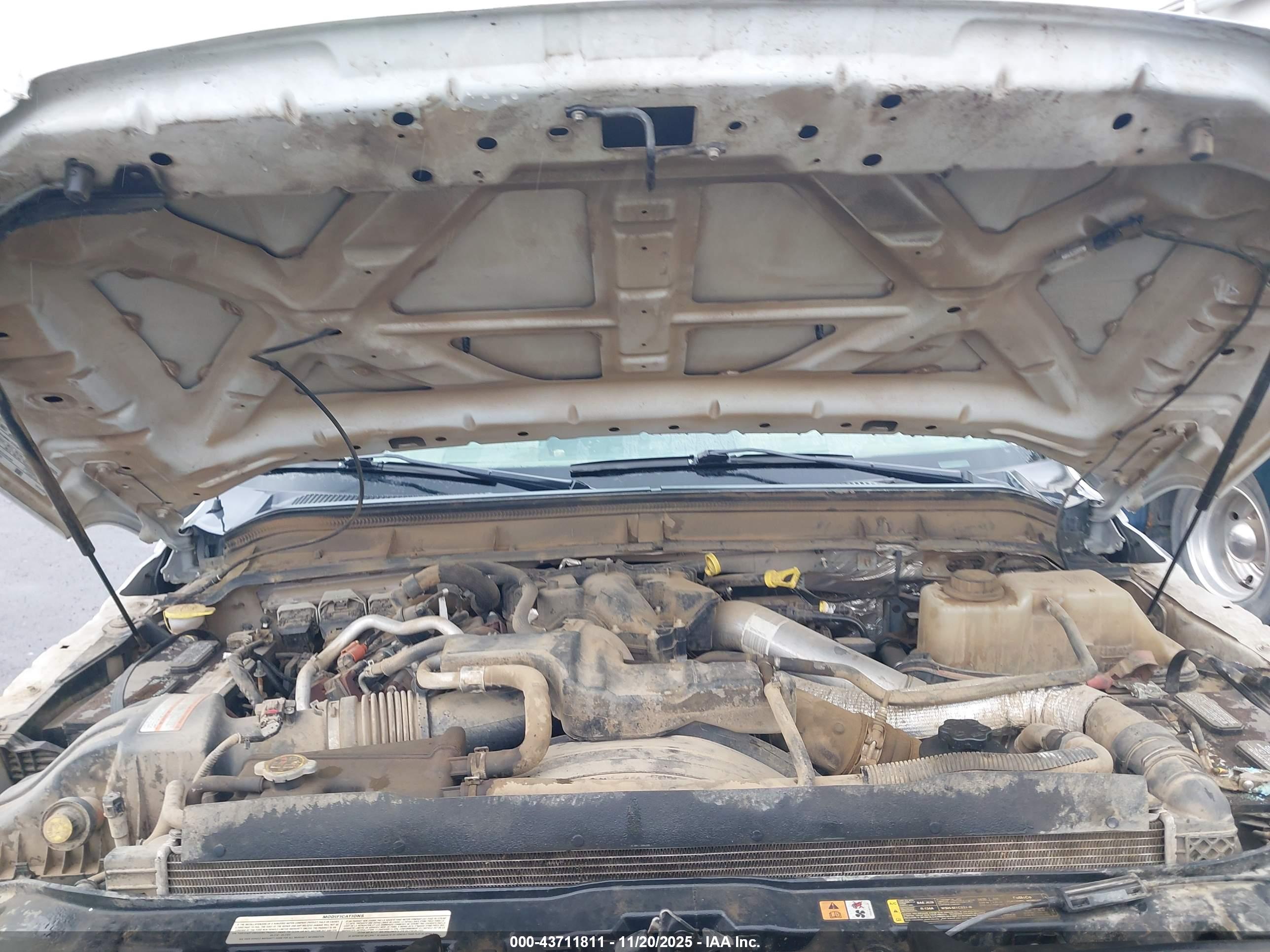 FORD F-550 image 10