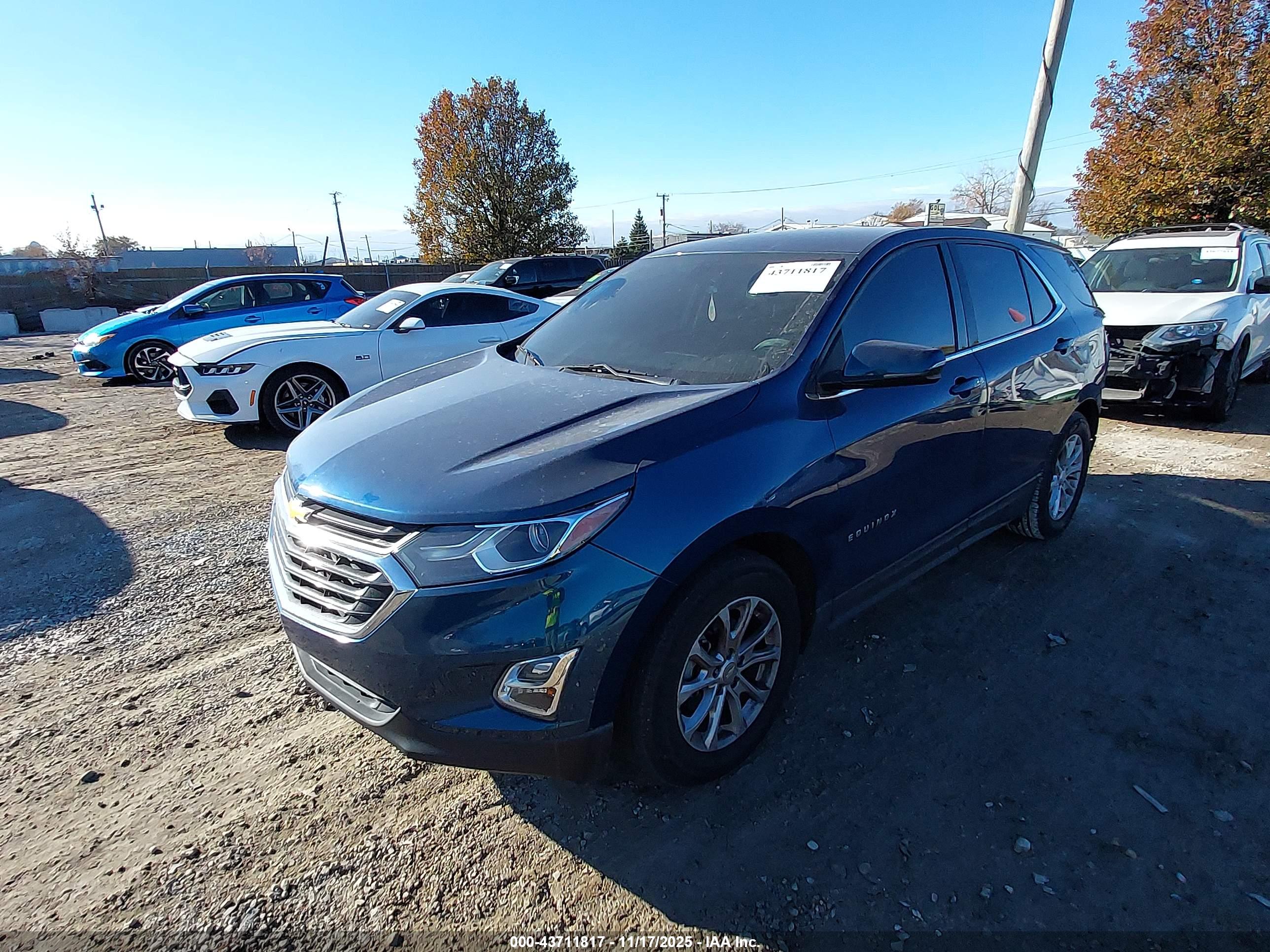 CHEVROLET EQUINOX image 2
