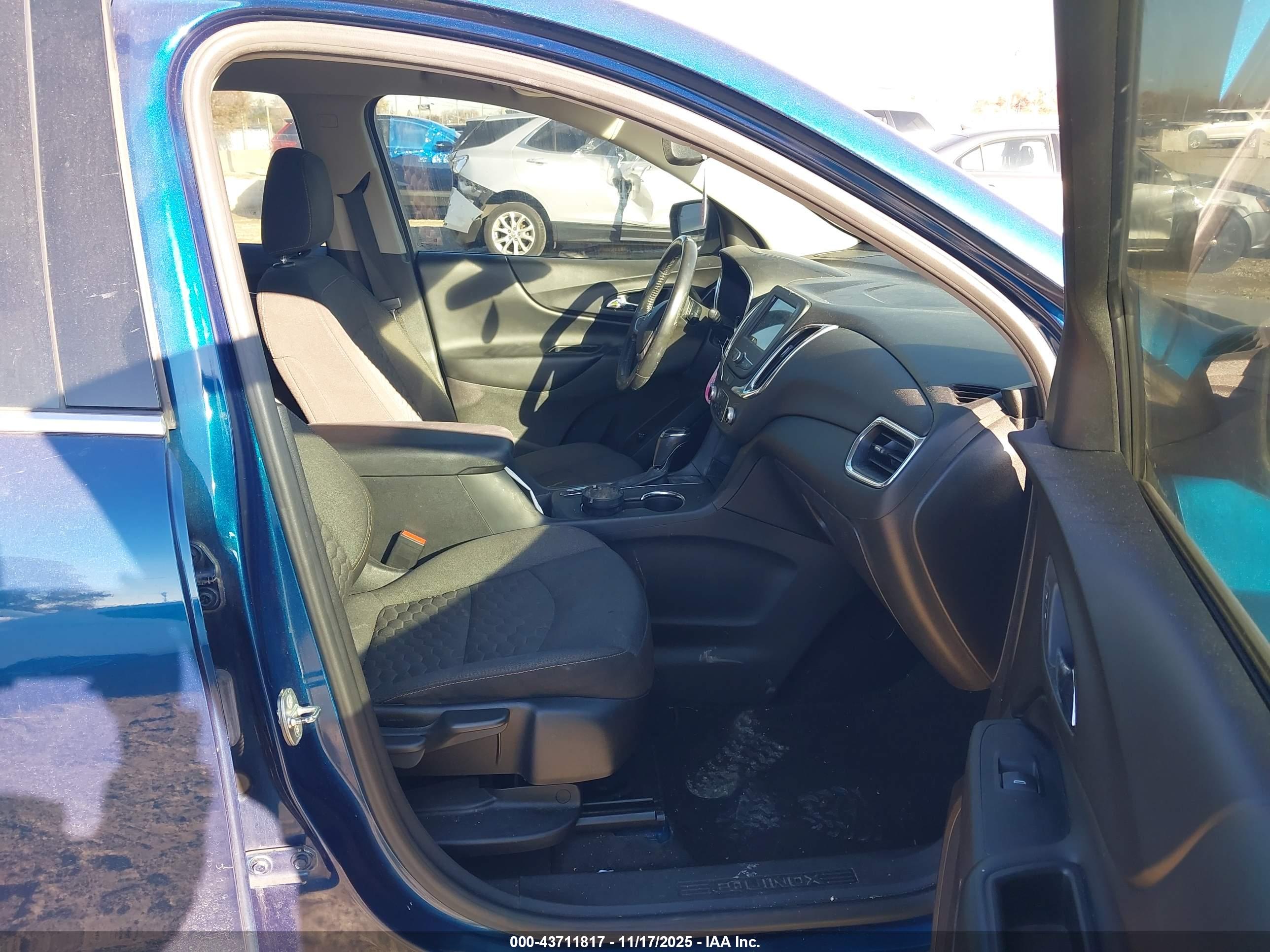 CHEVROLET EQUINOX image 5
